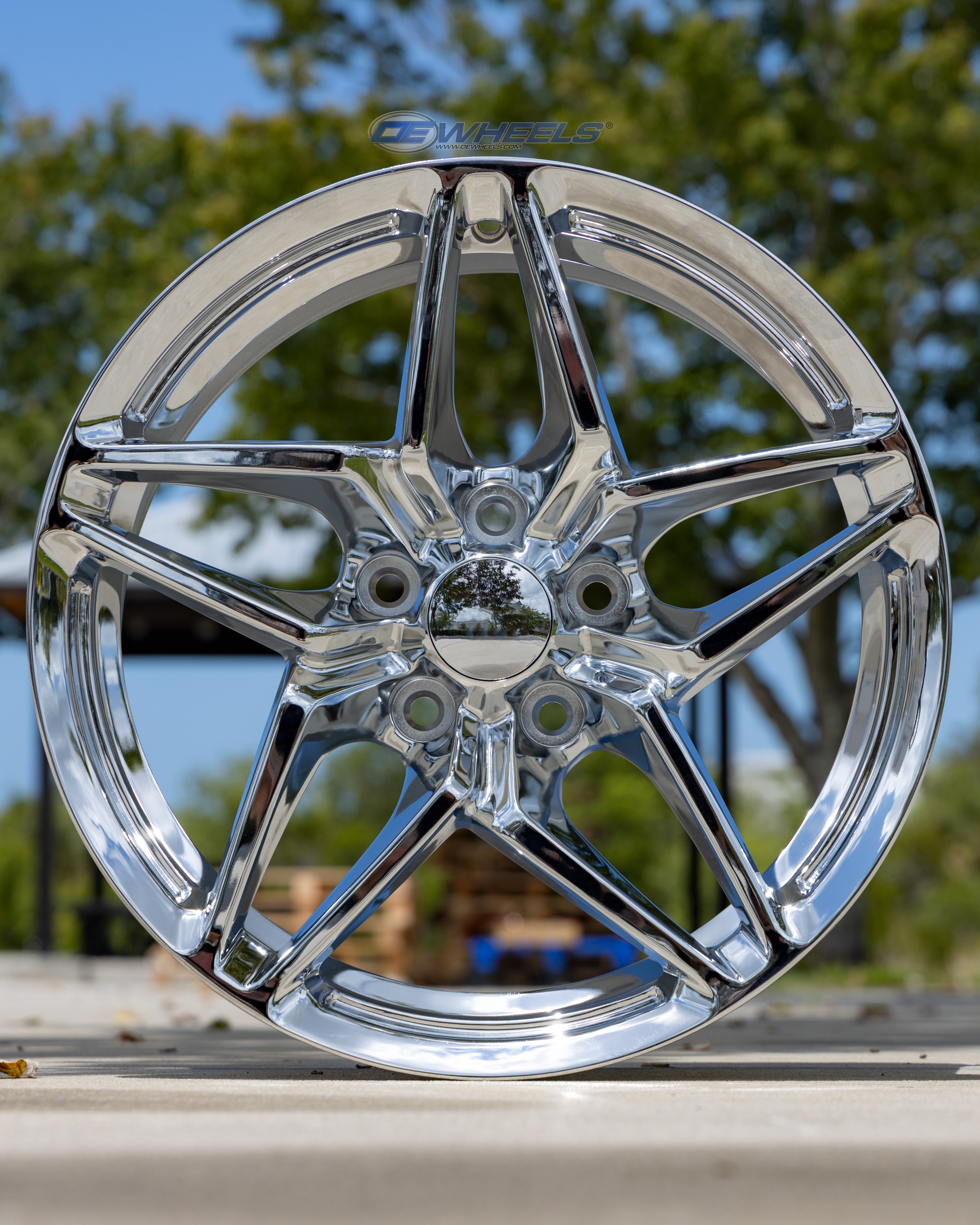 OE Wheels CV31-18105-5475-56C 18" Replica fits Chevrolet Corvette C7 ZR1 Chrome