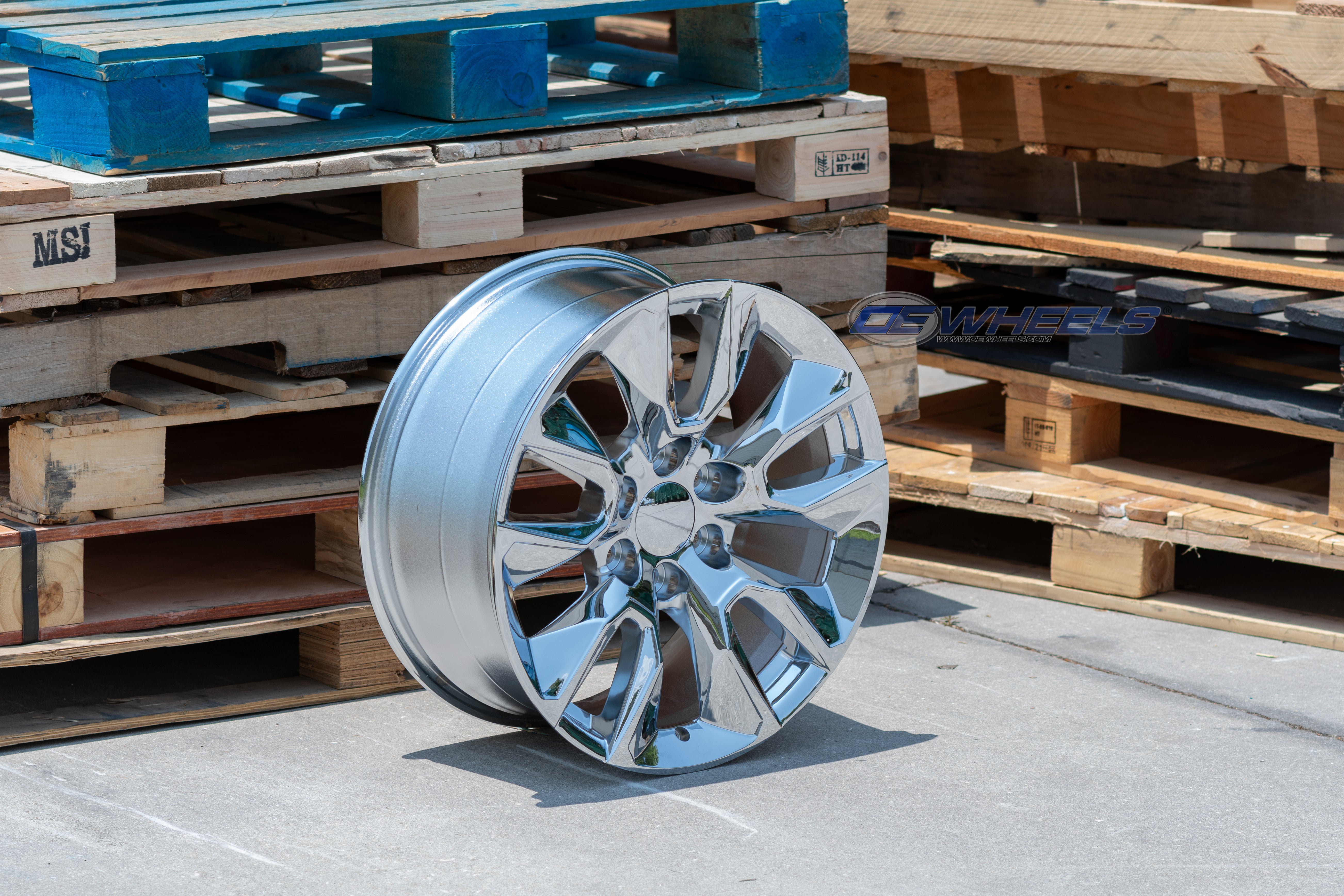 OE Wheels CV32-20090-6550-28C 20" Replica fits Chevrolet Silverado 20x9 Chrome