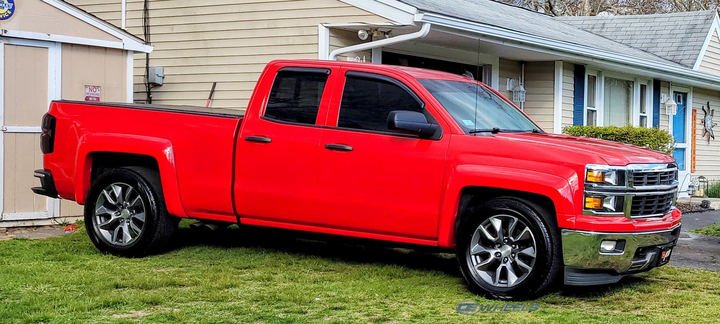 OE Wheels CV32-20090-6550-28MG 20" Replica fits Chevrolet Silverado Machined