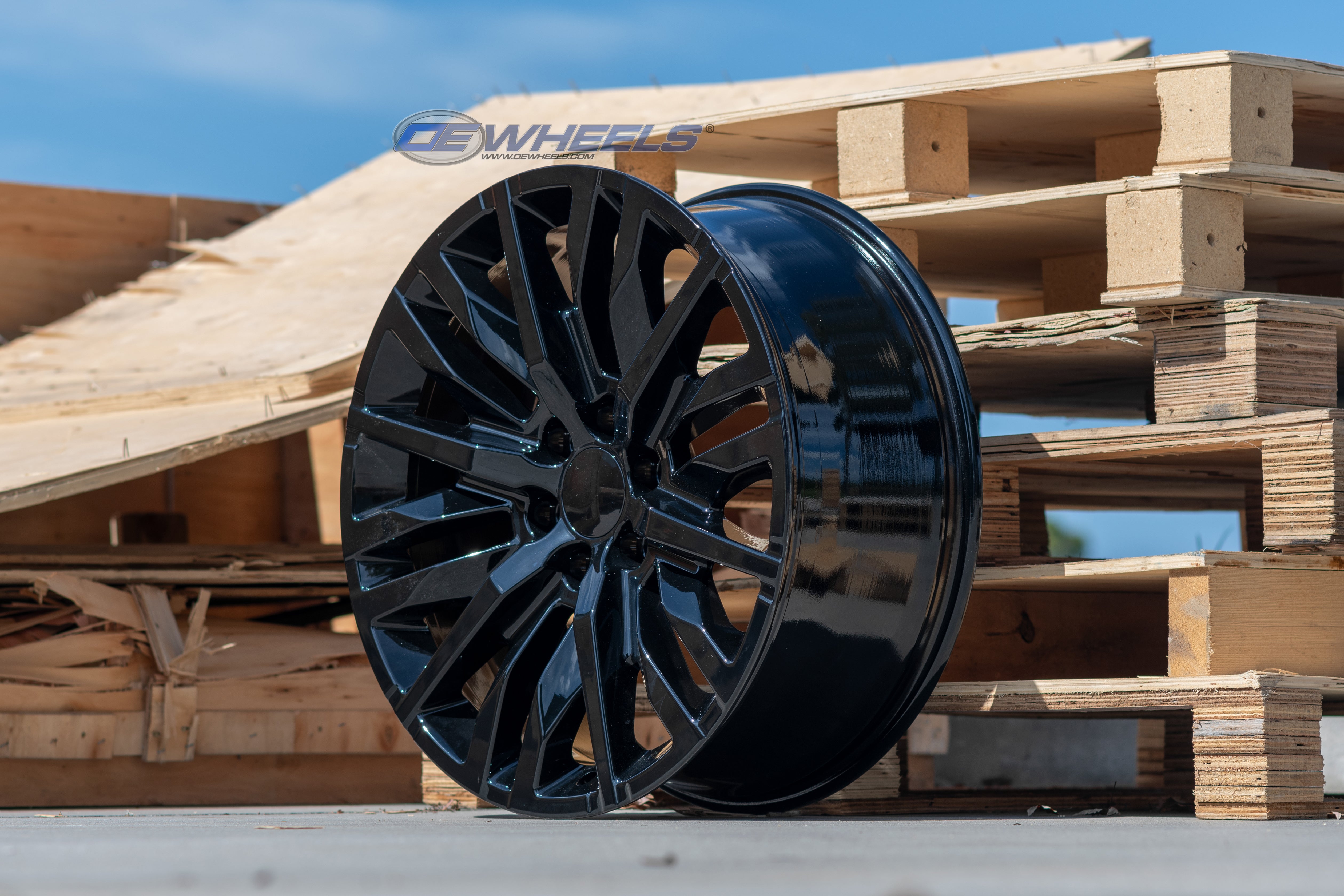 OE Wheels CV33-22090-6550-28B 22" Replica fits GMC Sierra 1500 22x9 Gloss Black
