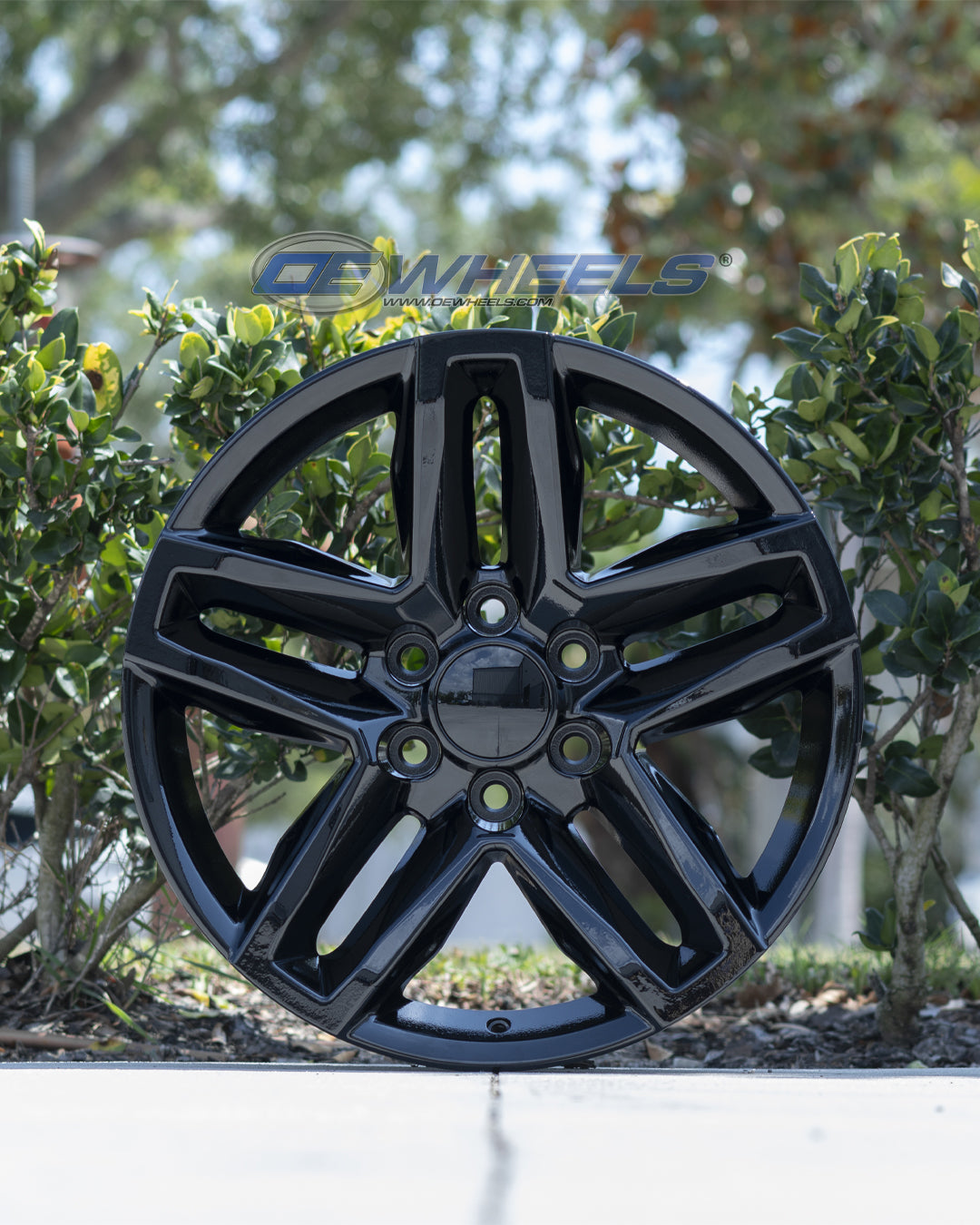 OE Wheels CV34B-20090-6550-26B 20" Replica fits Chevrolet Silverado 1500 Black