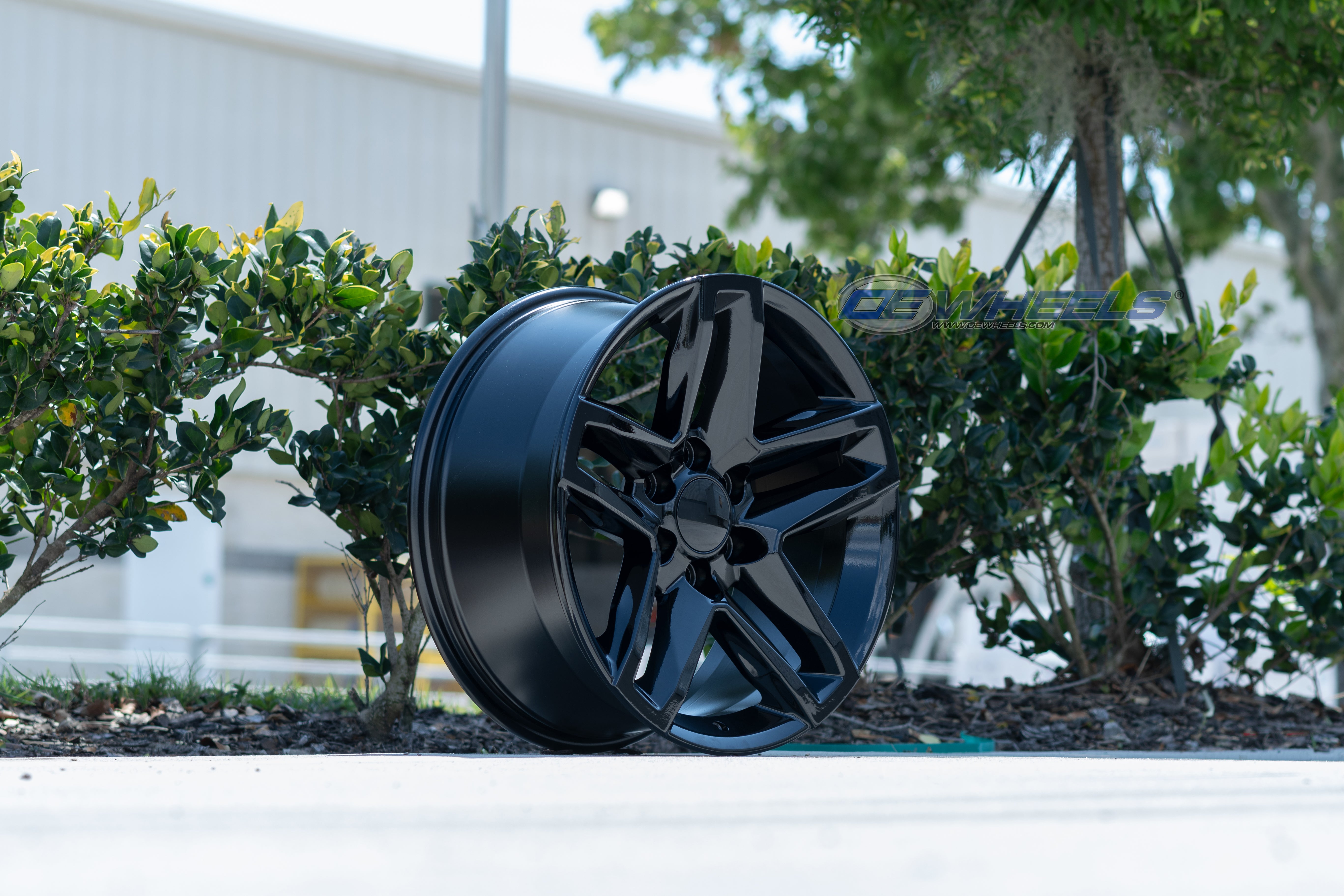 OE Wheels CV34B-20090-6550-26B 20" Replica fits Chevrolet Silverado 1500 Black