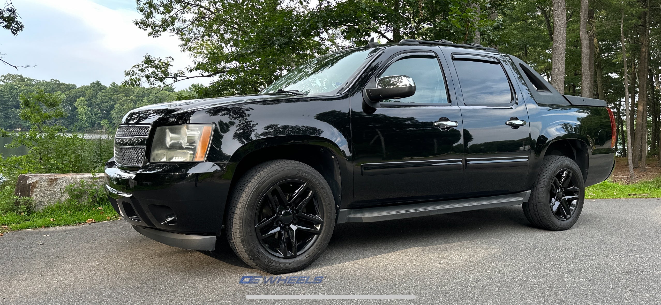 OE Wheels CV34B-20090-6550-26B 20" Replica fits Chevrolet Silverado 1500 Black