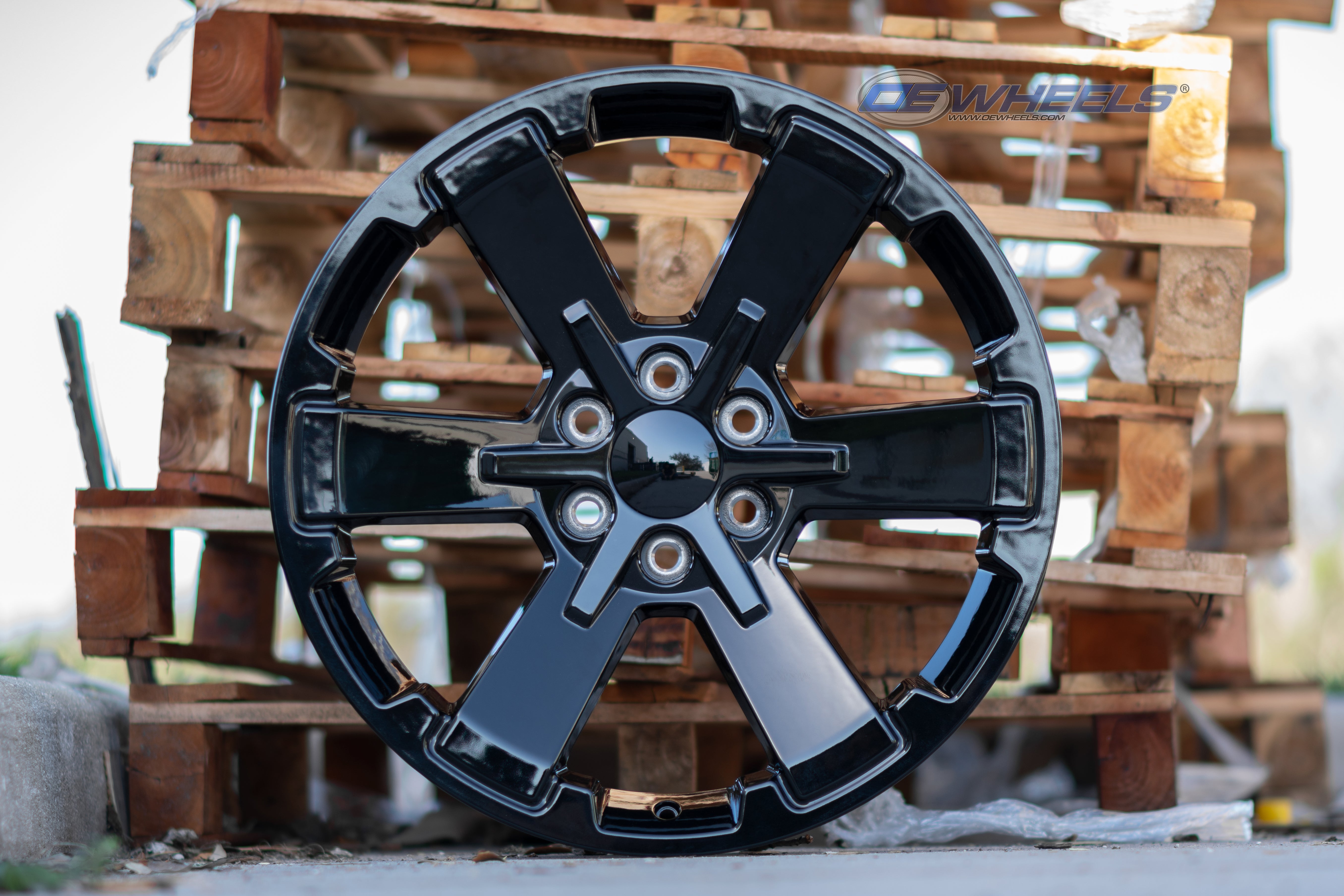 OE Wheels CV41B-22090-6550-24B 22" Replica fits Chevy Silverado Rally Gloss Blk