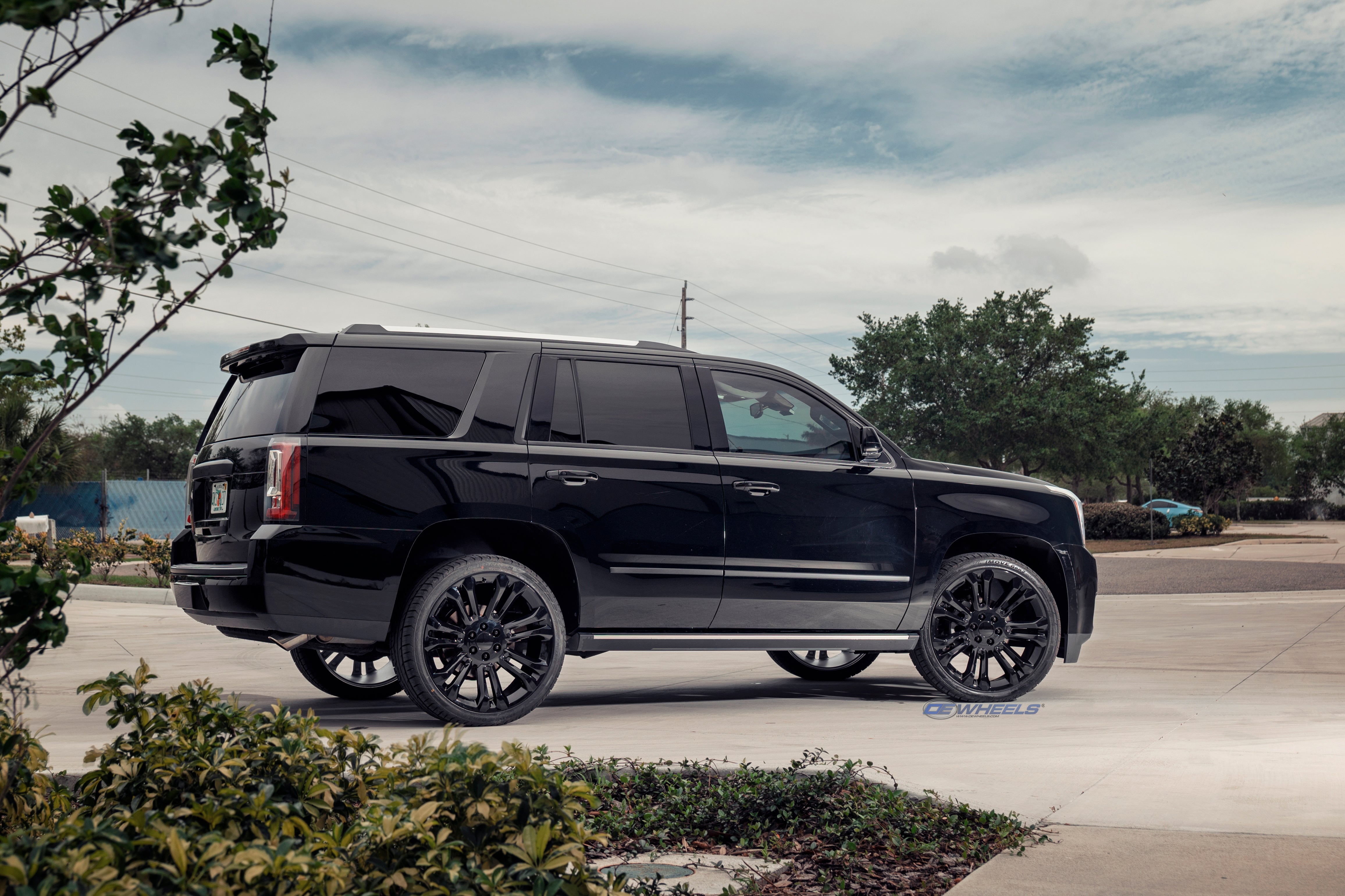 OE Wheels CV43B-24100-6550-24B 24" Replica fits Chevrolet Silverado 1500 Black