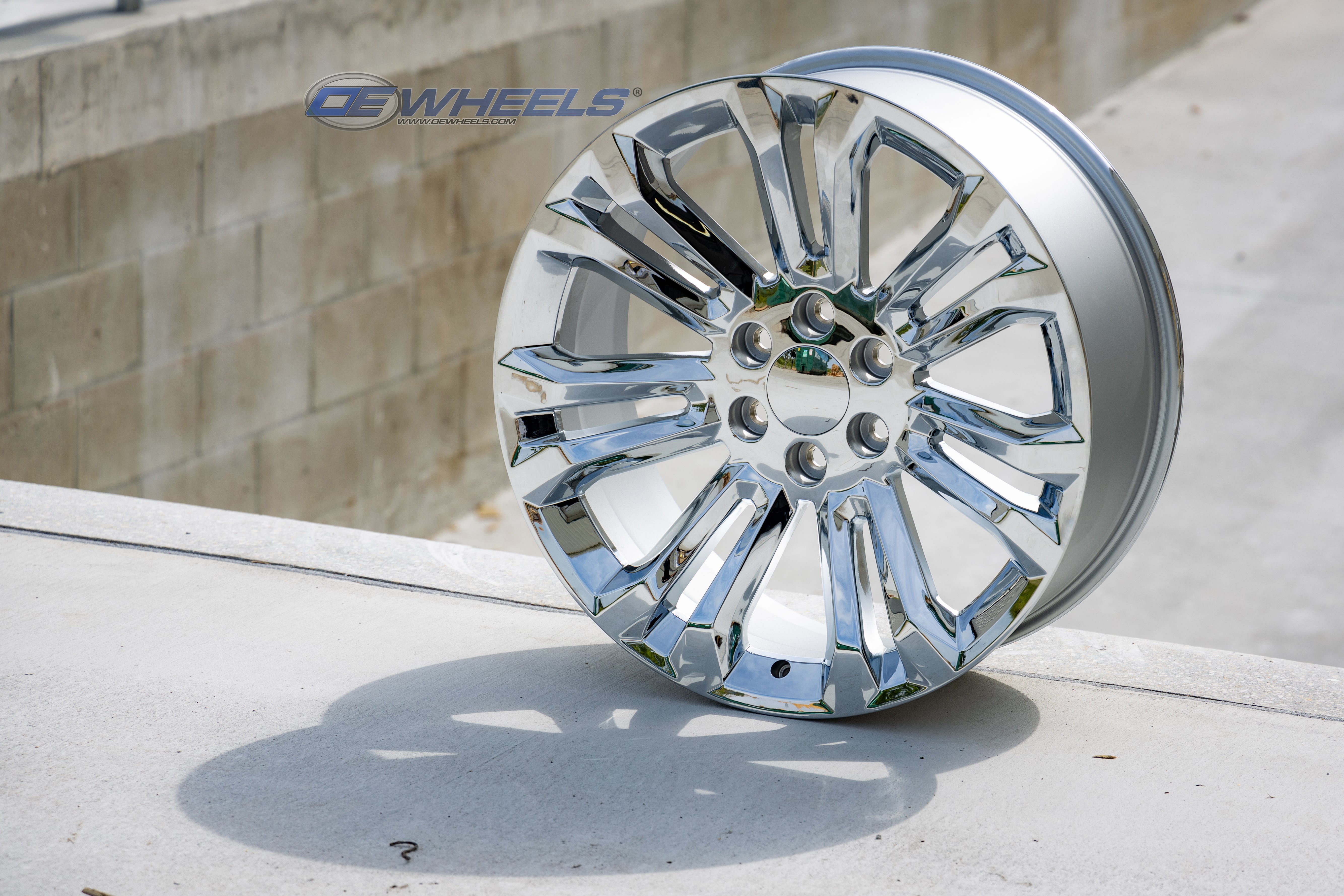 OE Wheels CV43B-22090-6550-24C 22" Replica fits Chevrolet Silverado 22x9 Chrome