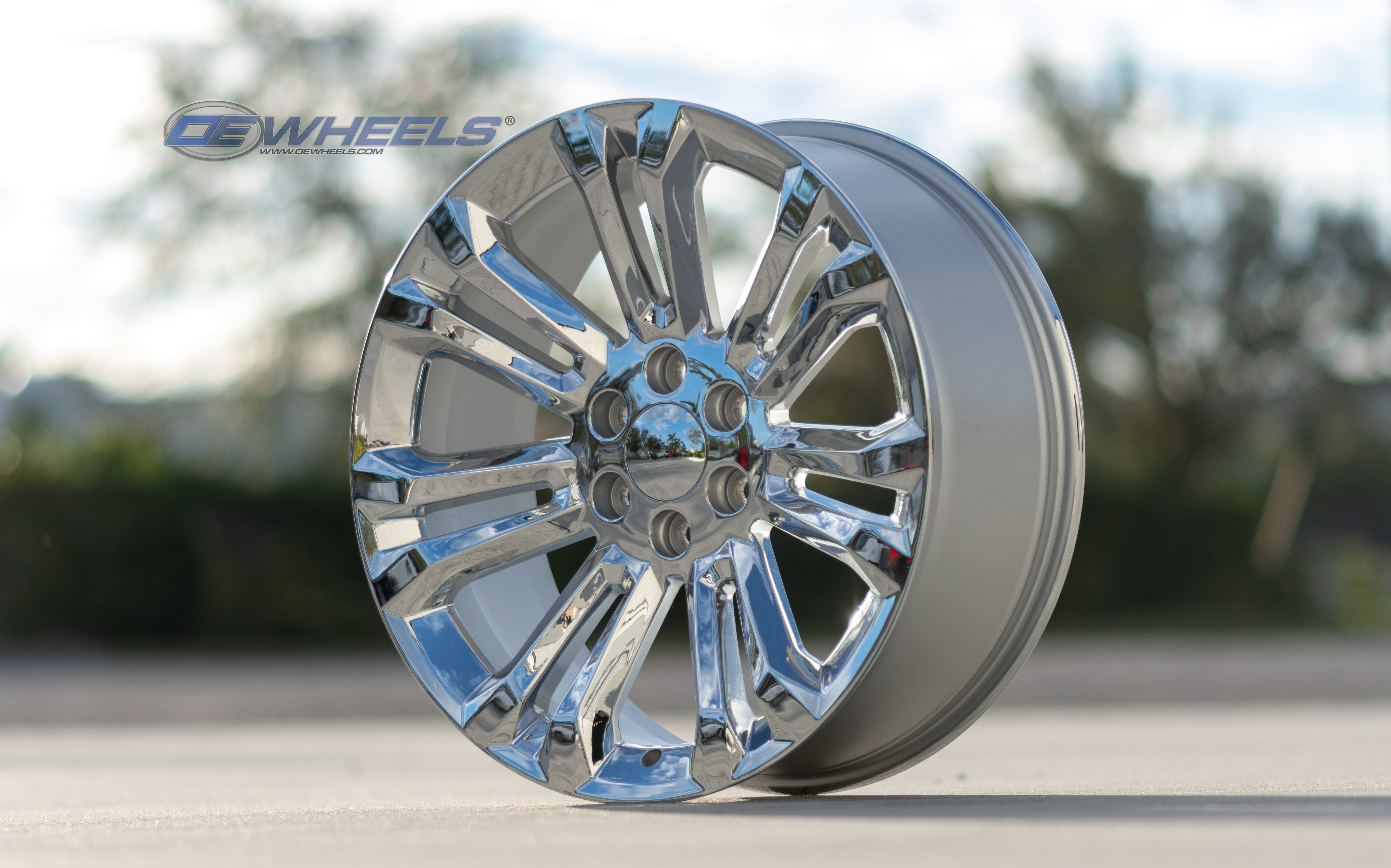 OE Wheels CV43B-22090-6550-24C 22" Replica fits Chevrolet Silverado 22x9 Chrome