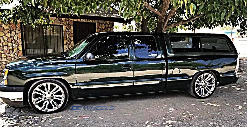 OE Wheels CV43B-22090-6550-24C 22" Replica fits Chevrolet Silverado 22x9 Chrome