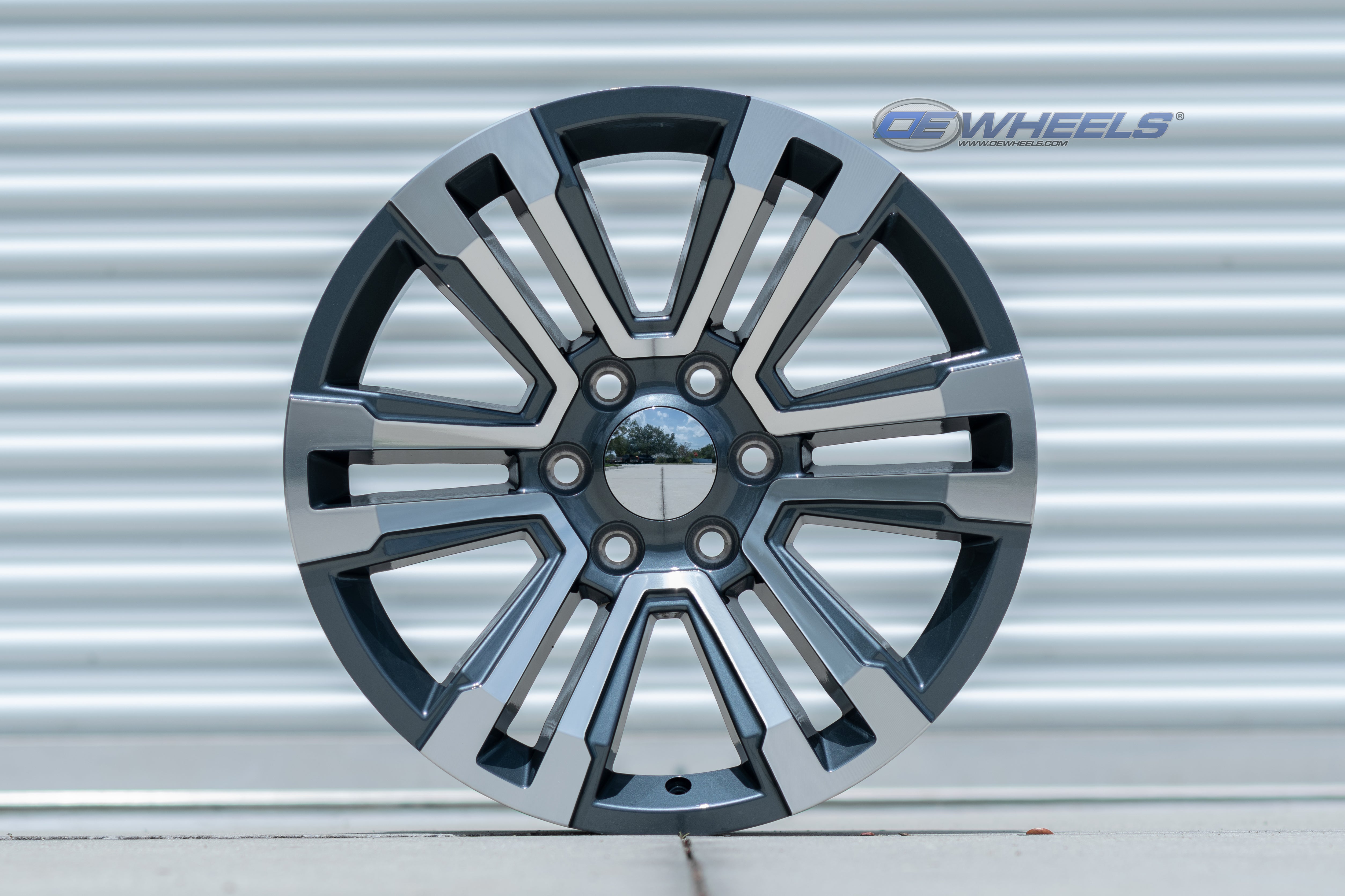 OE Wheels CV44-20090-6550-24MG 20" Replica fits GMC Yukon Denali Gunmetal