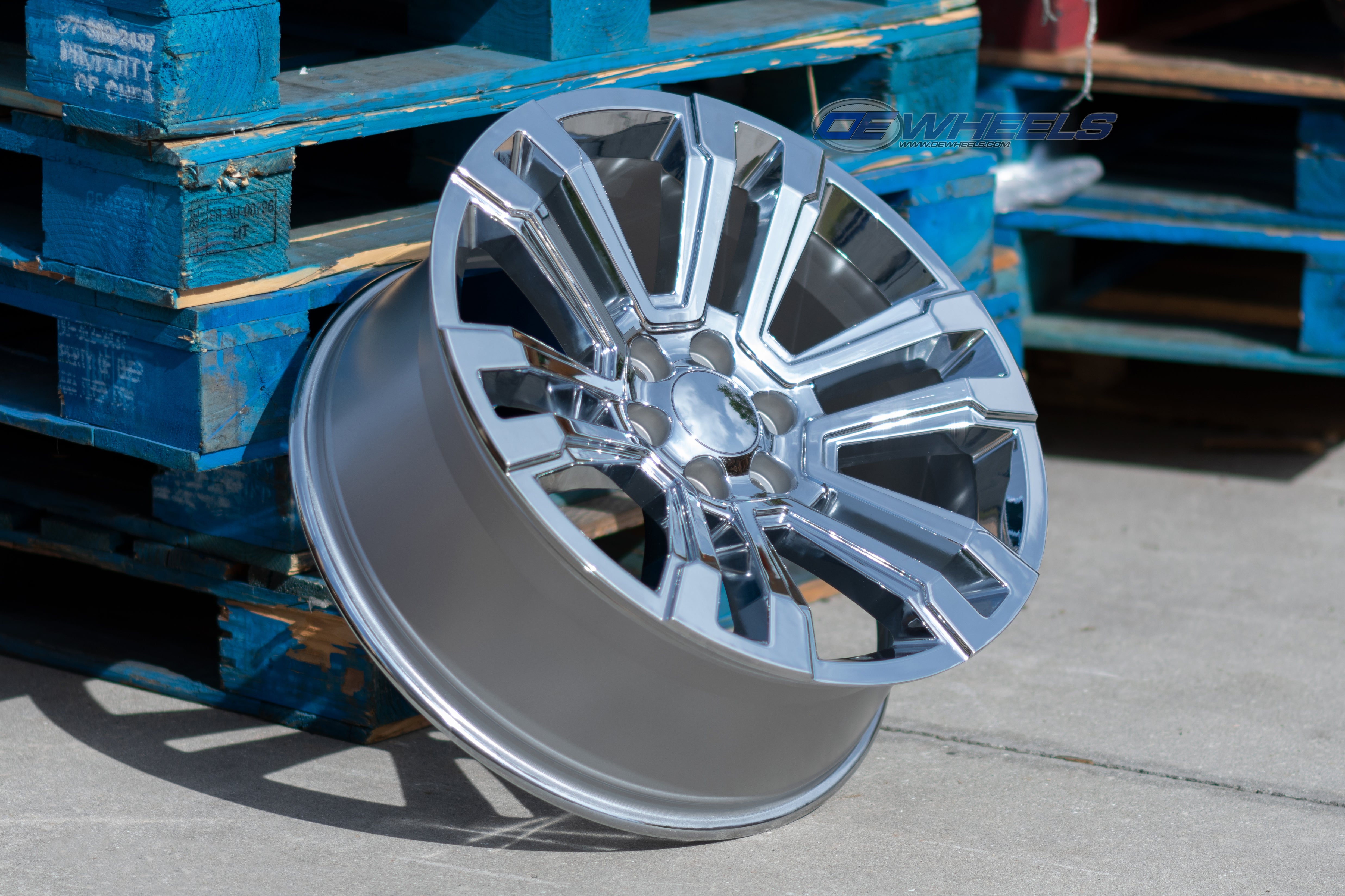 OE Wheels CV44-20090-6550-24C 20" Replica CV44 fits GMC Yukon Denali 20x9 Chrome
