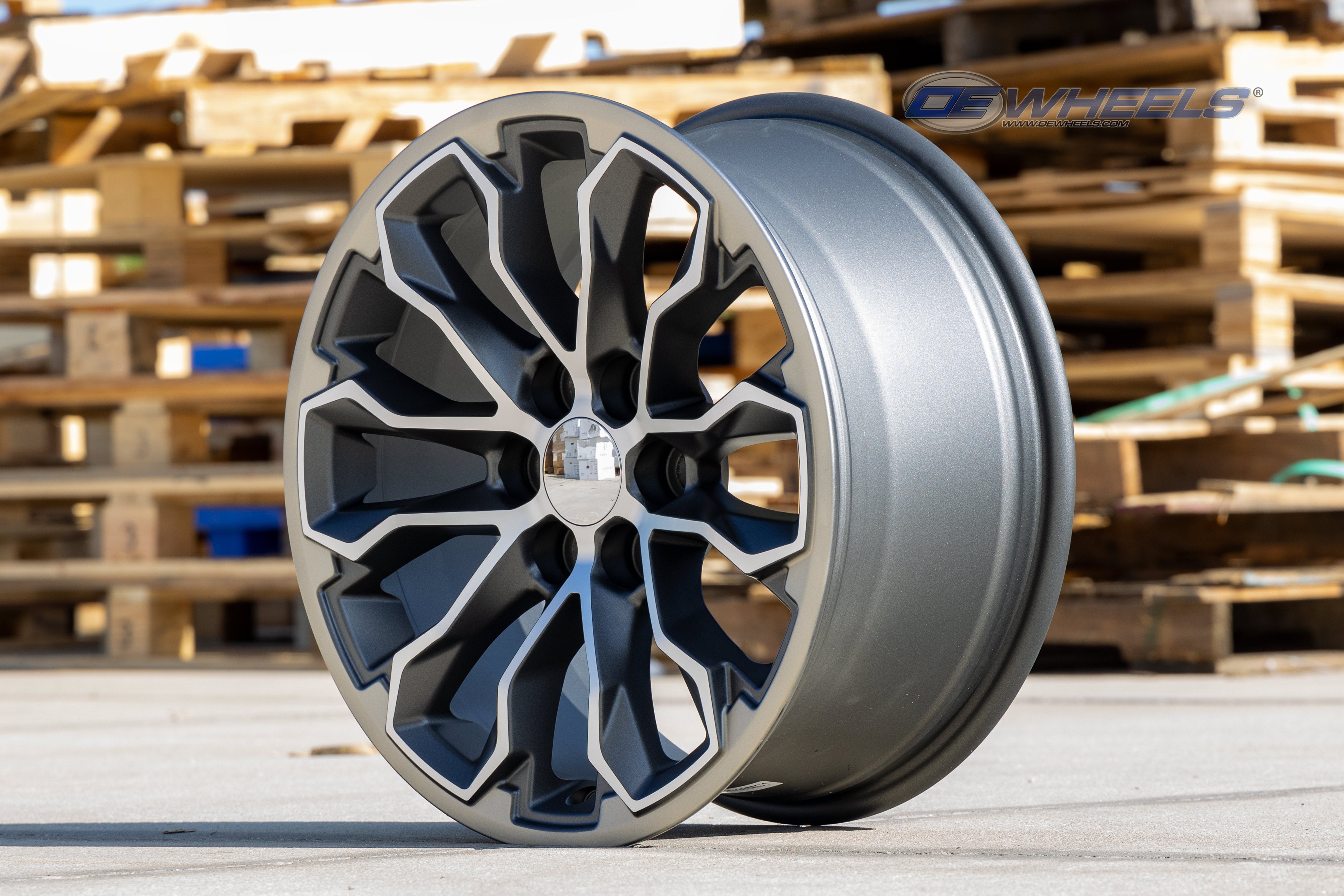 OE Wheels CV54-17080-6120-33MG1 17" Replica fits Chevy Colorado ZR2 Gunmetal