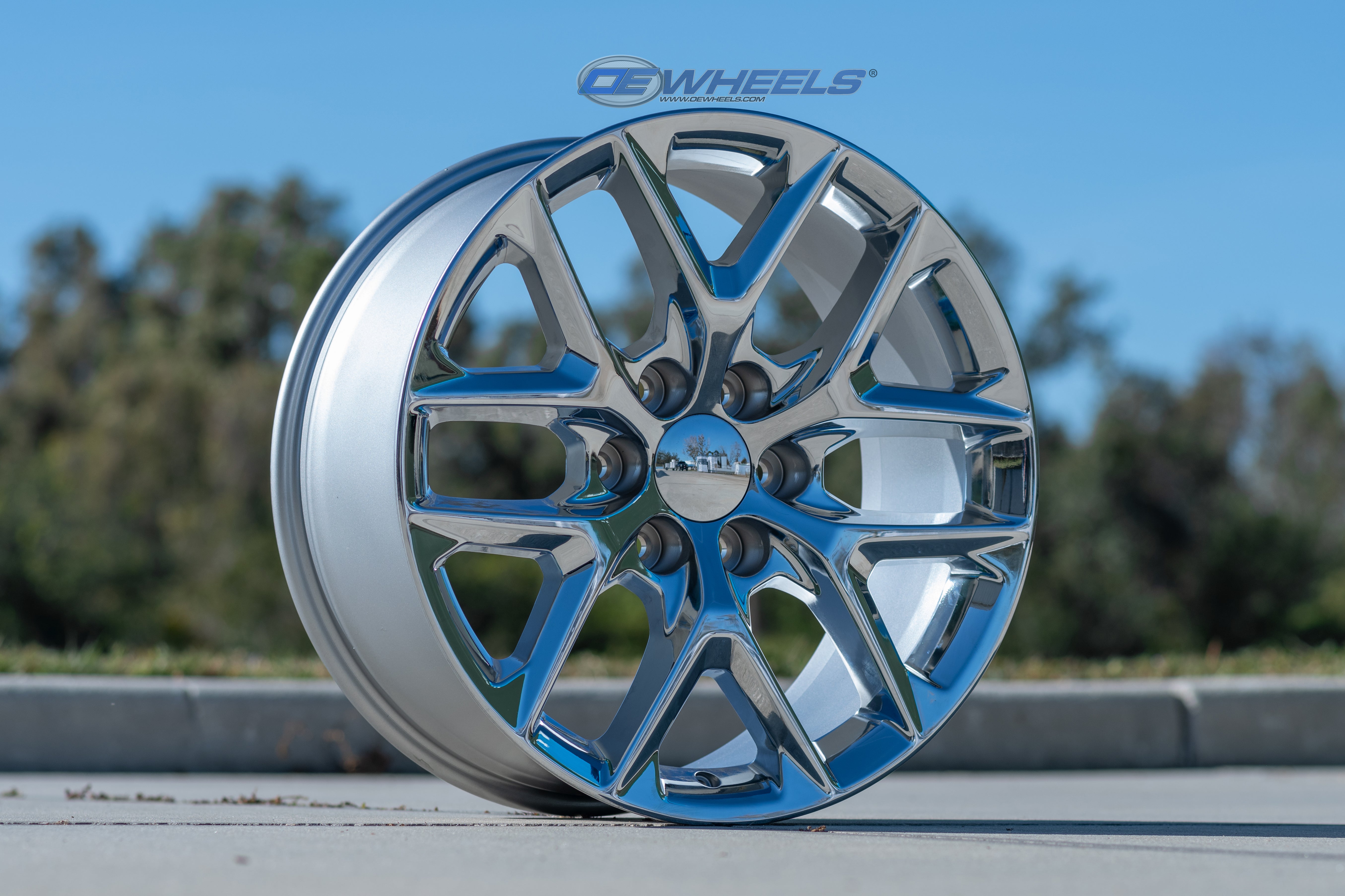 OE Wheels CV62-24100-6550-28C 24" Replica fits Chevrolet Silverado 24x10 Chrome