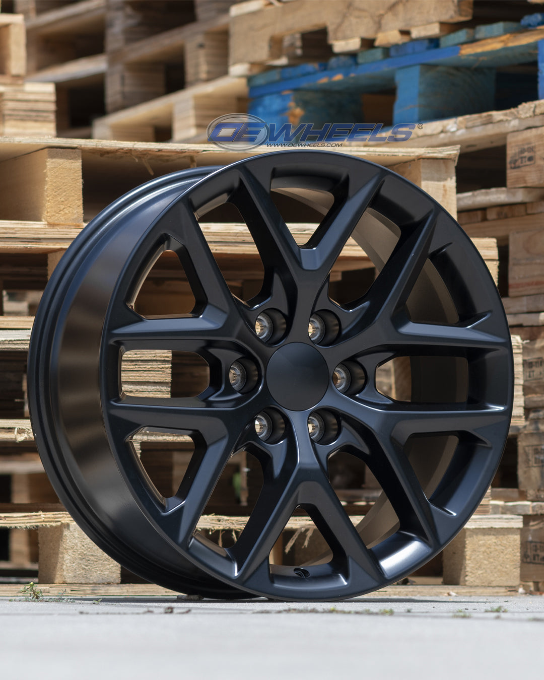OE Wheels CV62-20090-6550-28B1 20" Replica fits Chevrolet Silverado Gloss Black