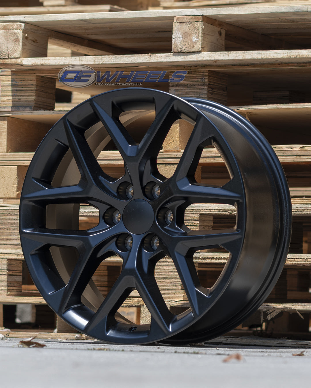 OE Wheels CV62-22090-6550-28B1 22" Replica fits Chevrolet Silverado Gloss Black