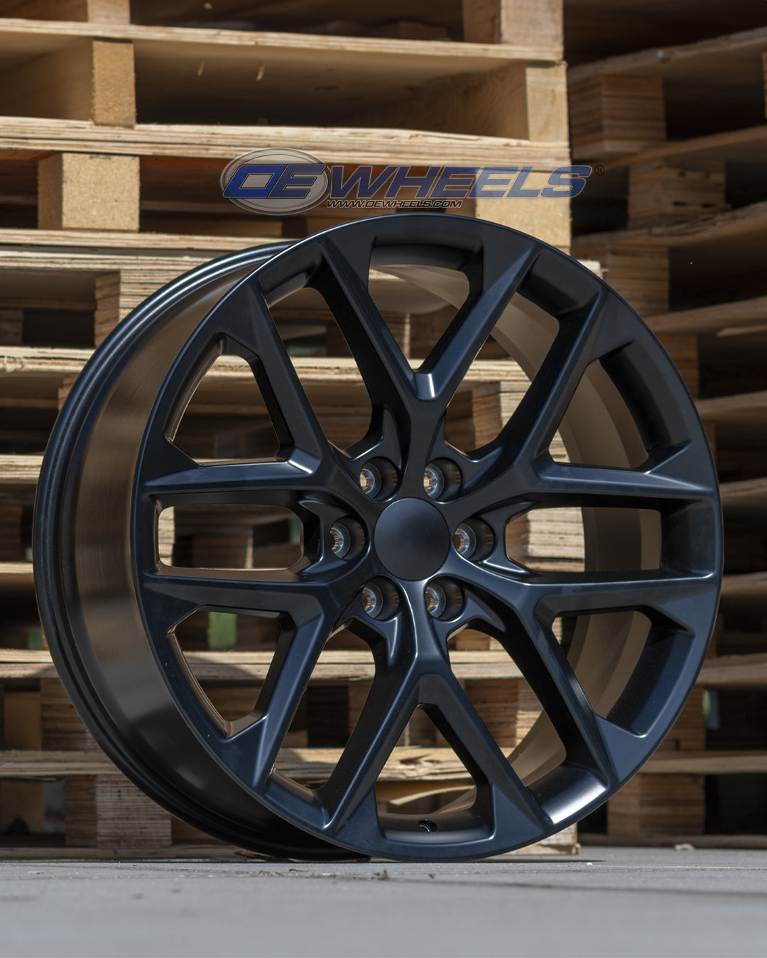 OE Wheels CV62-24100-6550-28B1 24" Replica fits Chevrolet Silverado Gloss Black