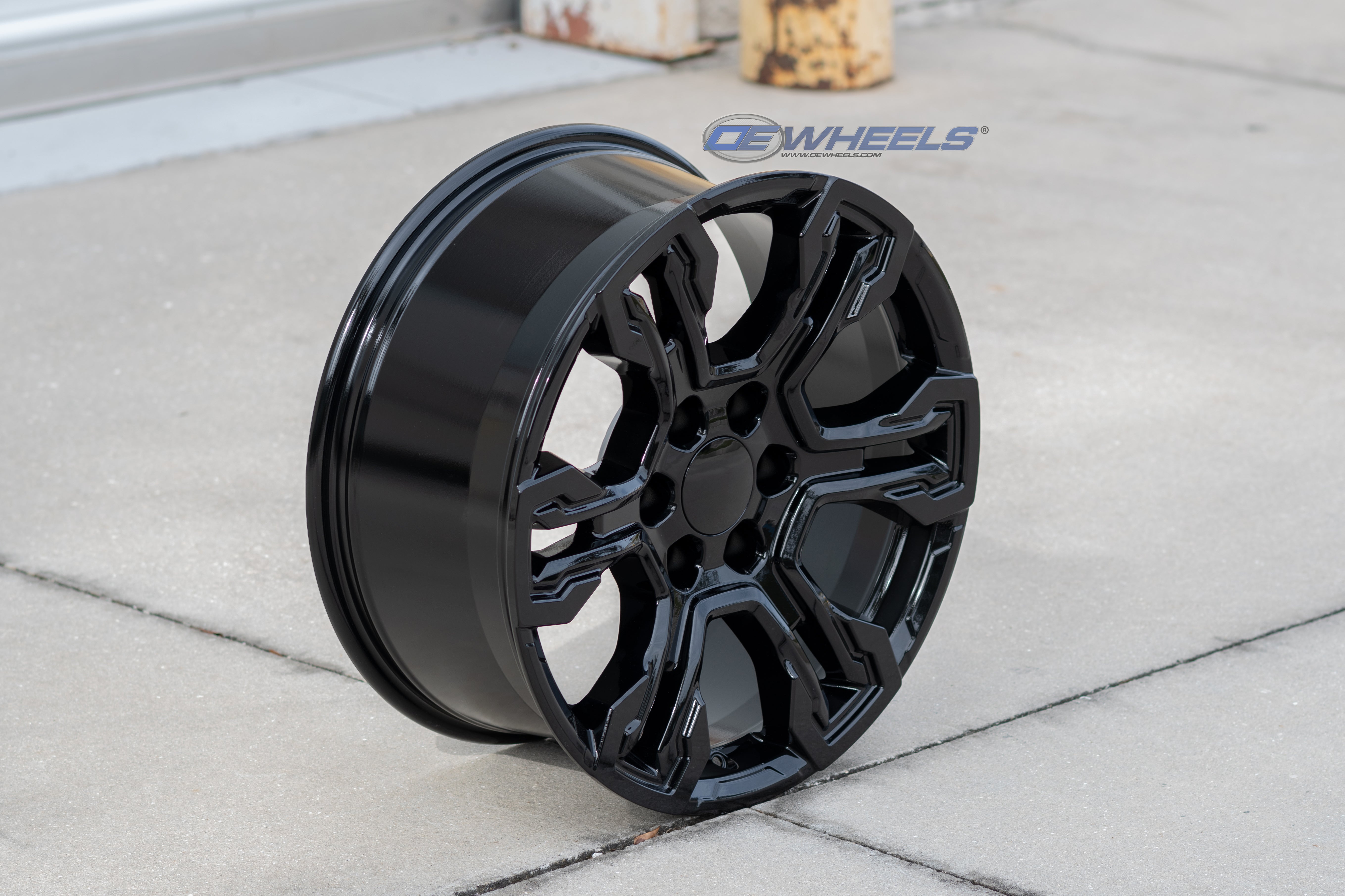OE Wheels CV65-20090-6550-26B 20" Replica fits Chevrolet Silverado Gloss Black