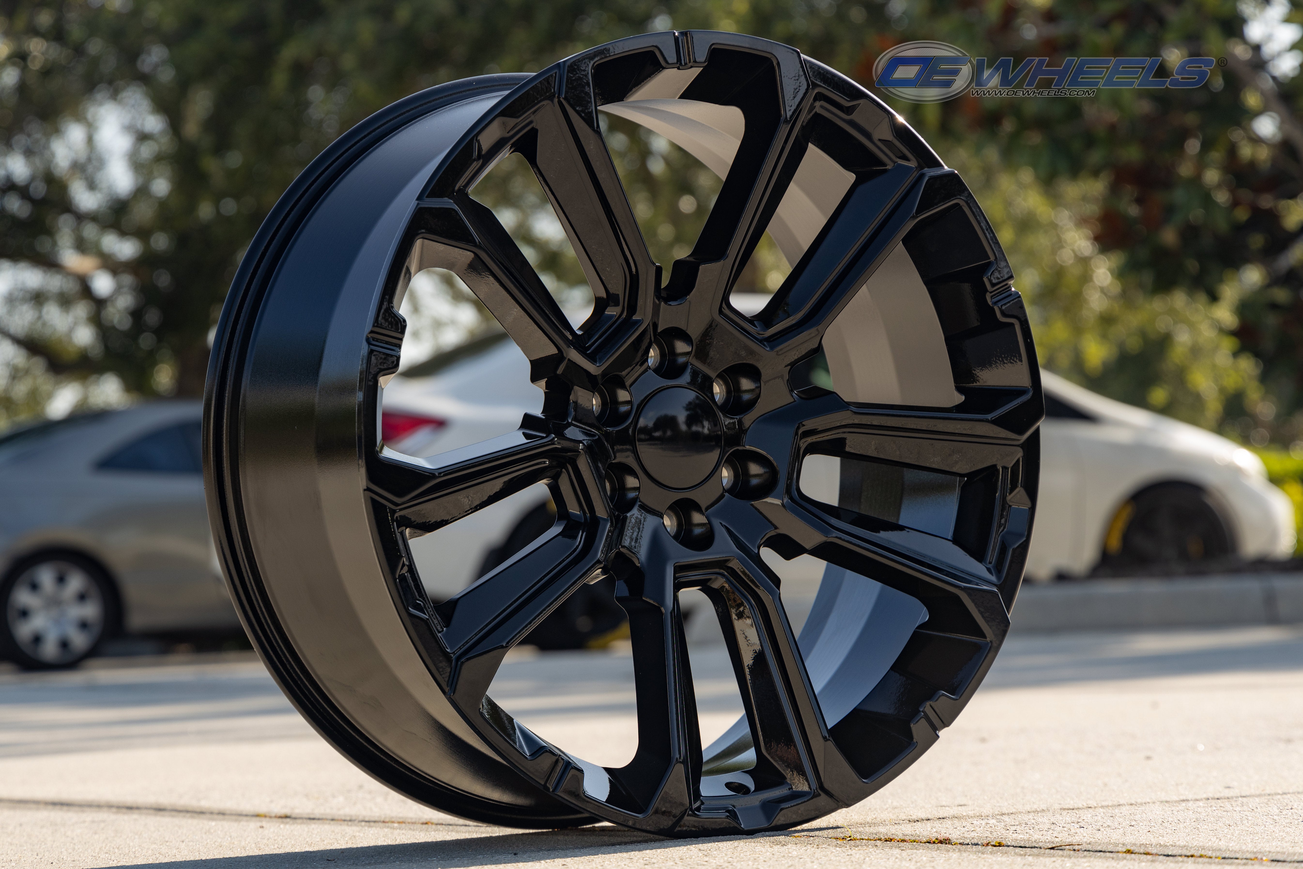 OE Wheels CV68-24100-6550-28B 24" Replica fits Chevrolet Suburban 1500 - Black