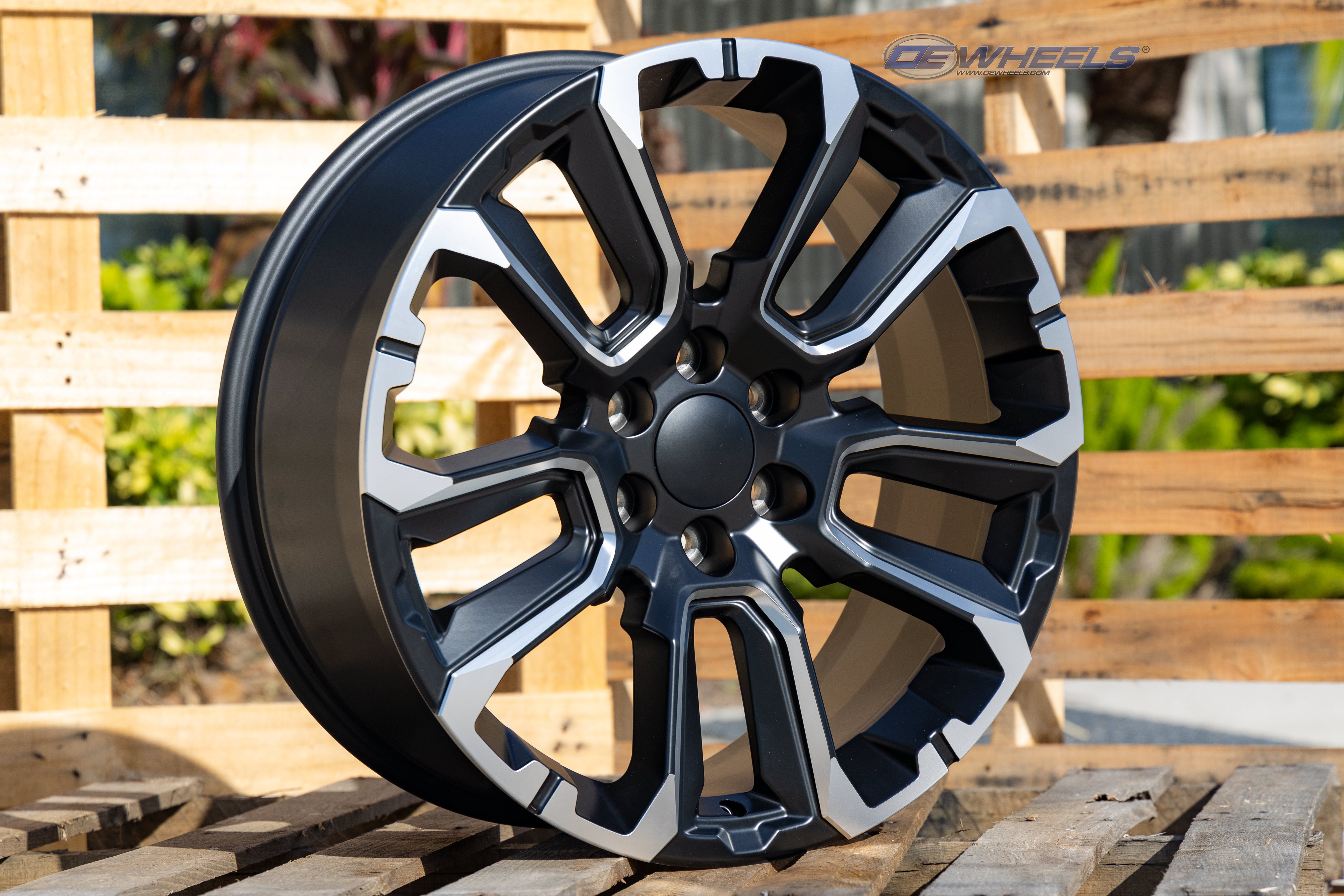 OE Wheels CV68-24100-6550-28B1M 24" Replica fits Chevrolet Suburban 1500 Black
