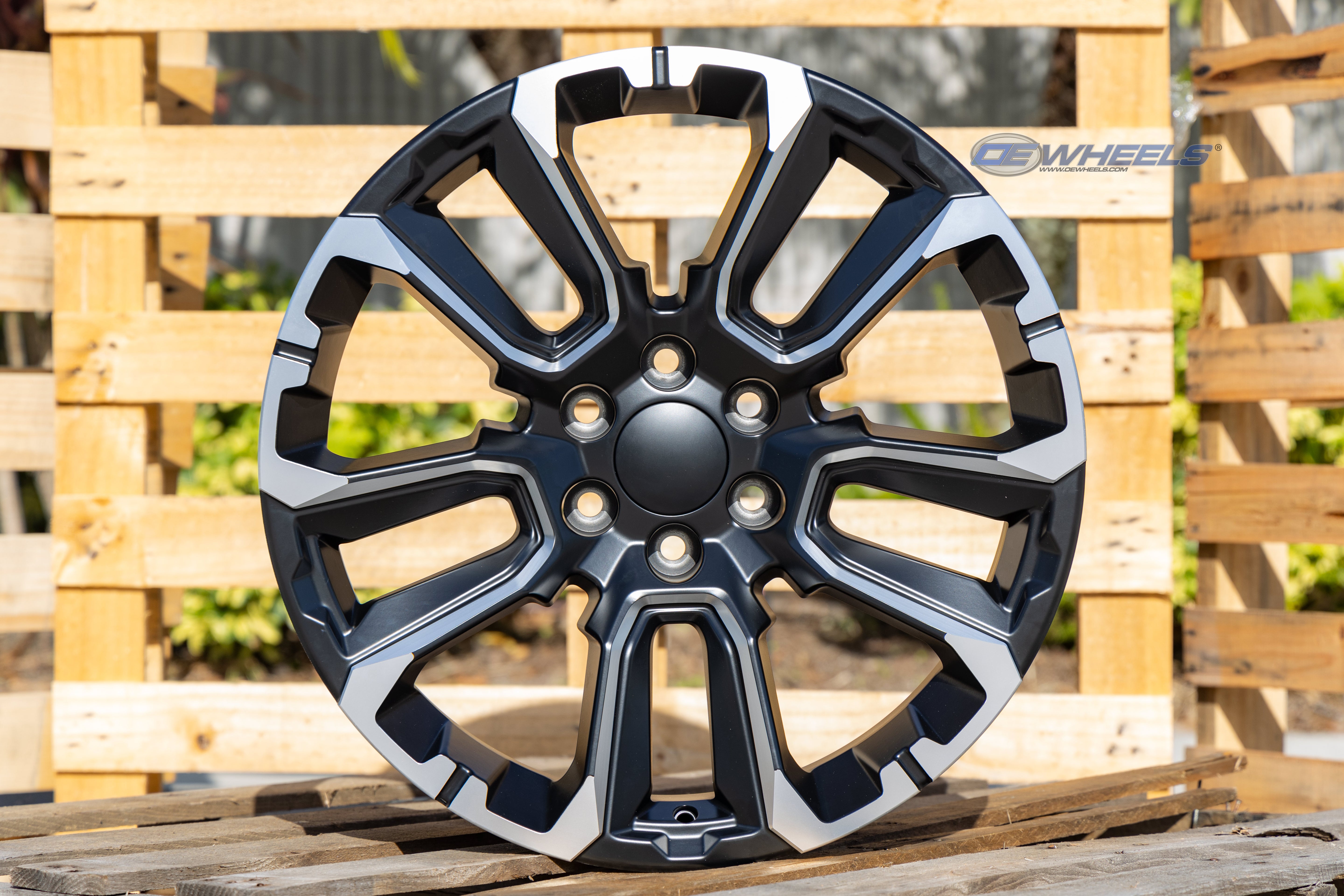 OE Wheels CV68-24100-6550-28B1M 24" Replica fits Chevrolet Suburban 1500 Black