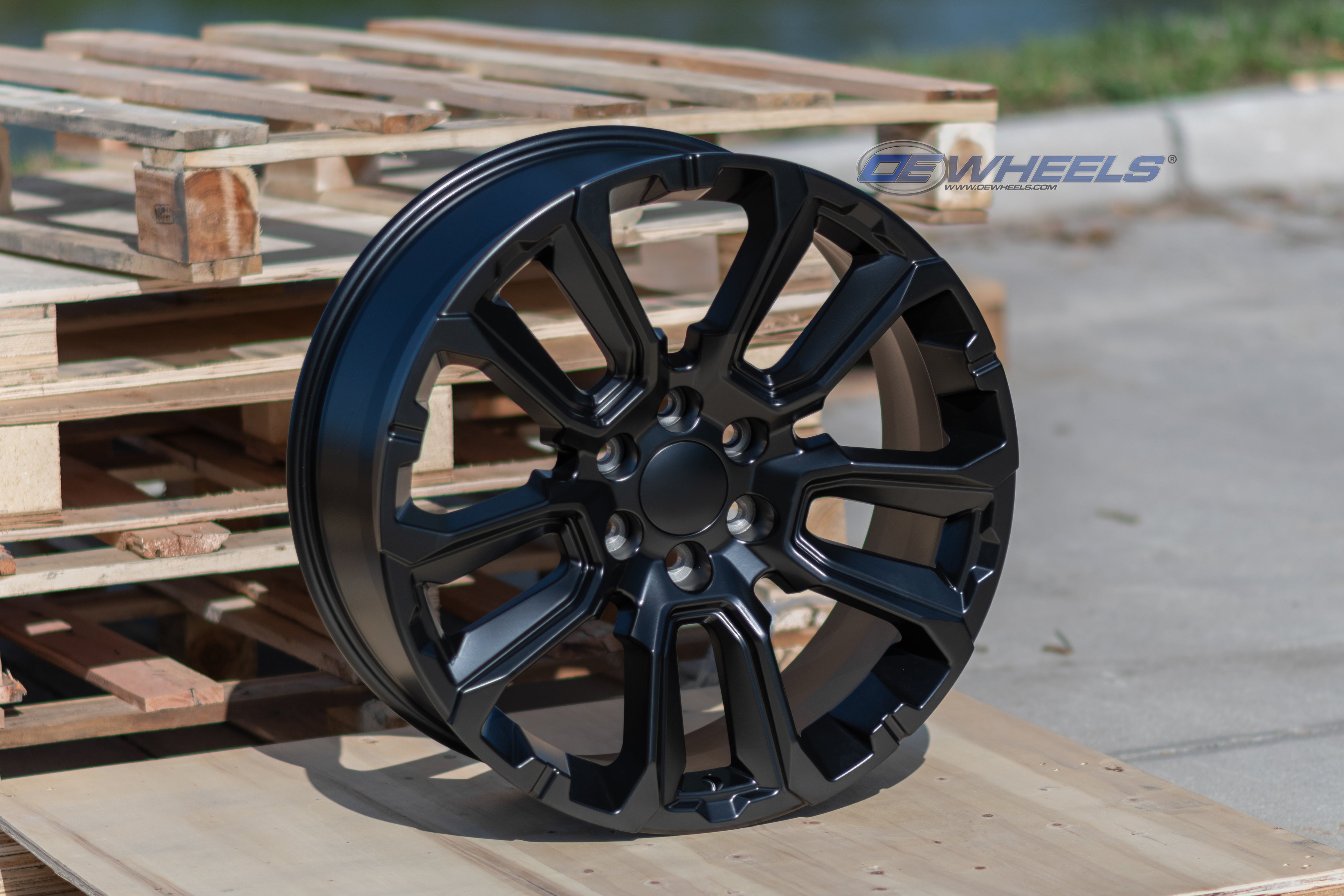 OE Wheels CV68-24100-6550-28B1 24" Replica fits Chevrolet Suburban 1500 Black