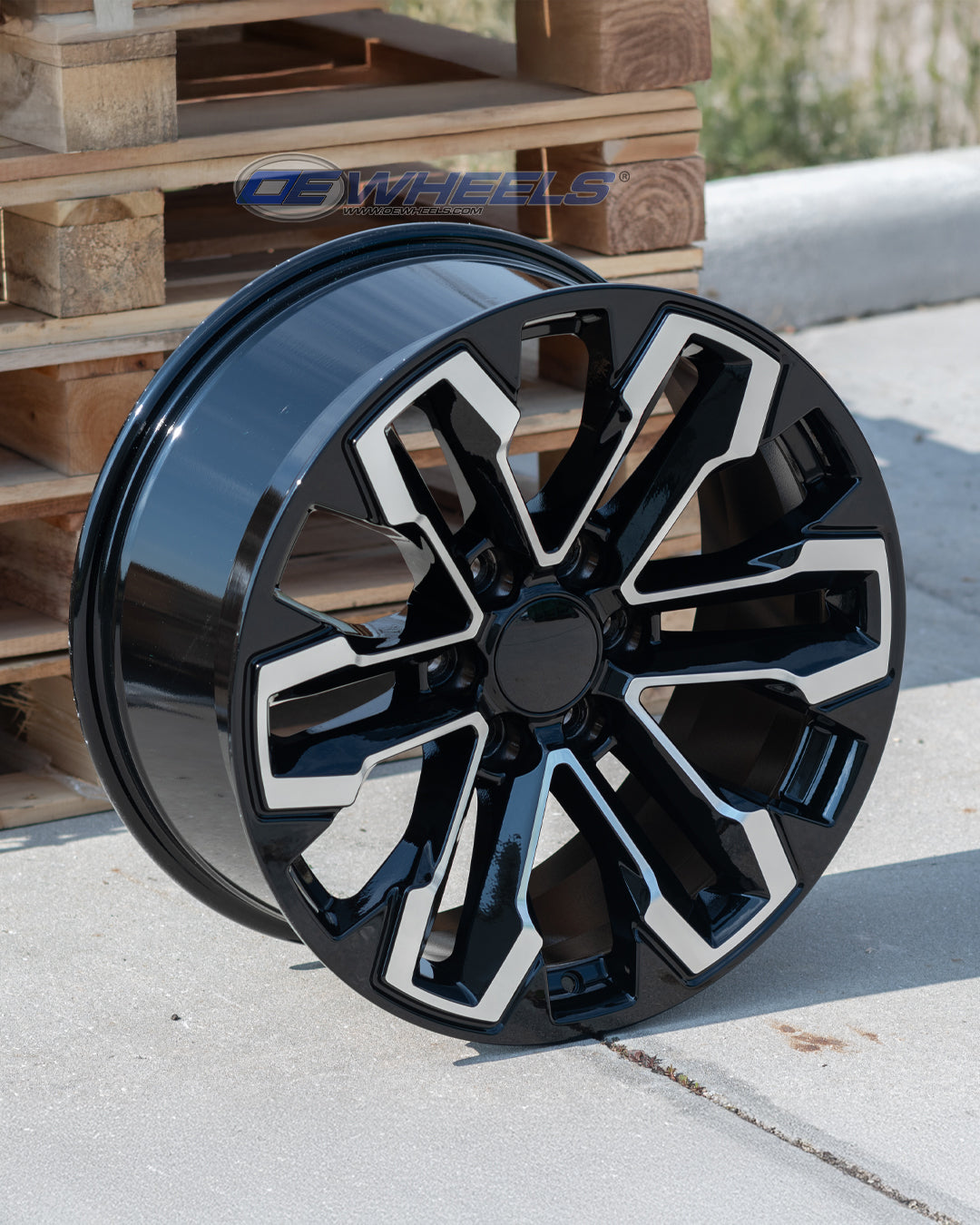 OE Wheels CV69-20090-6550-26MB 20" Replica fits Chevrolet Silverado Gloss Black