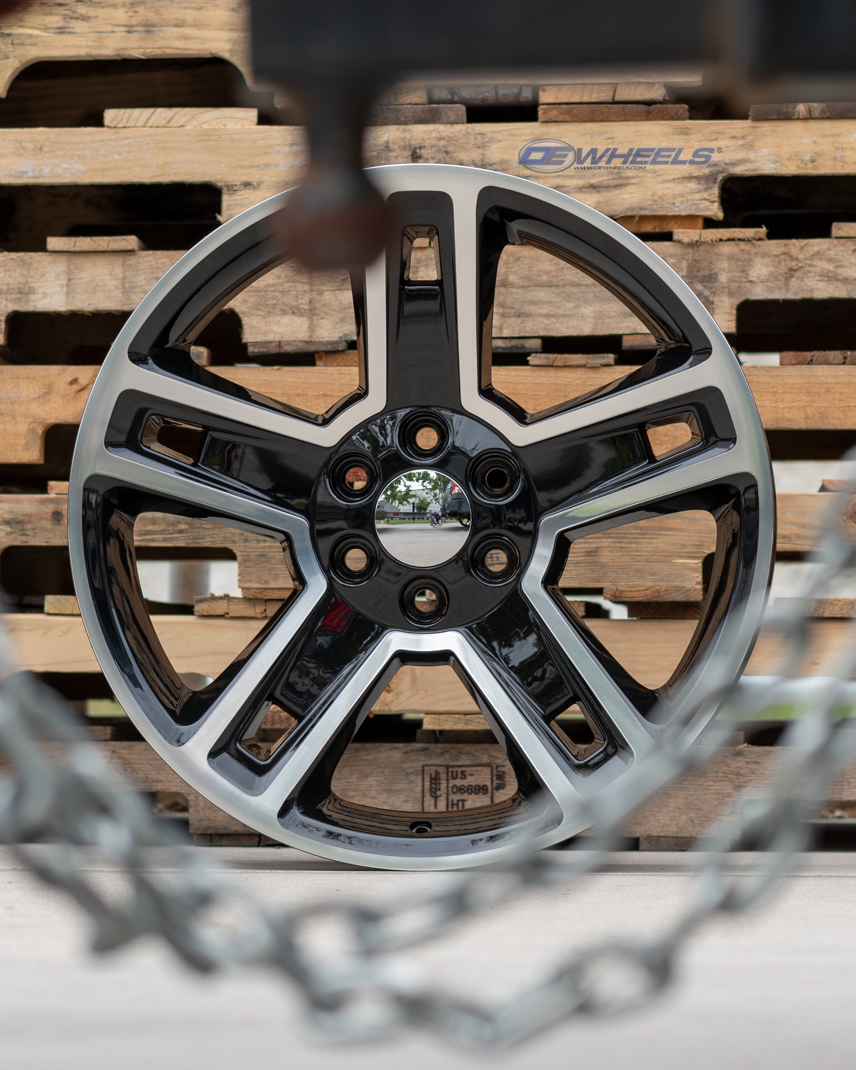 OE Wheels CV74B-22090-6550-24MB 22" Replica CV74B fits Chevrolet Silverado Black