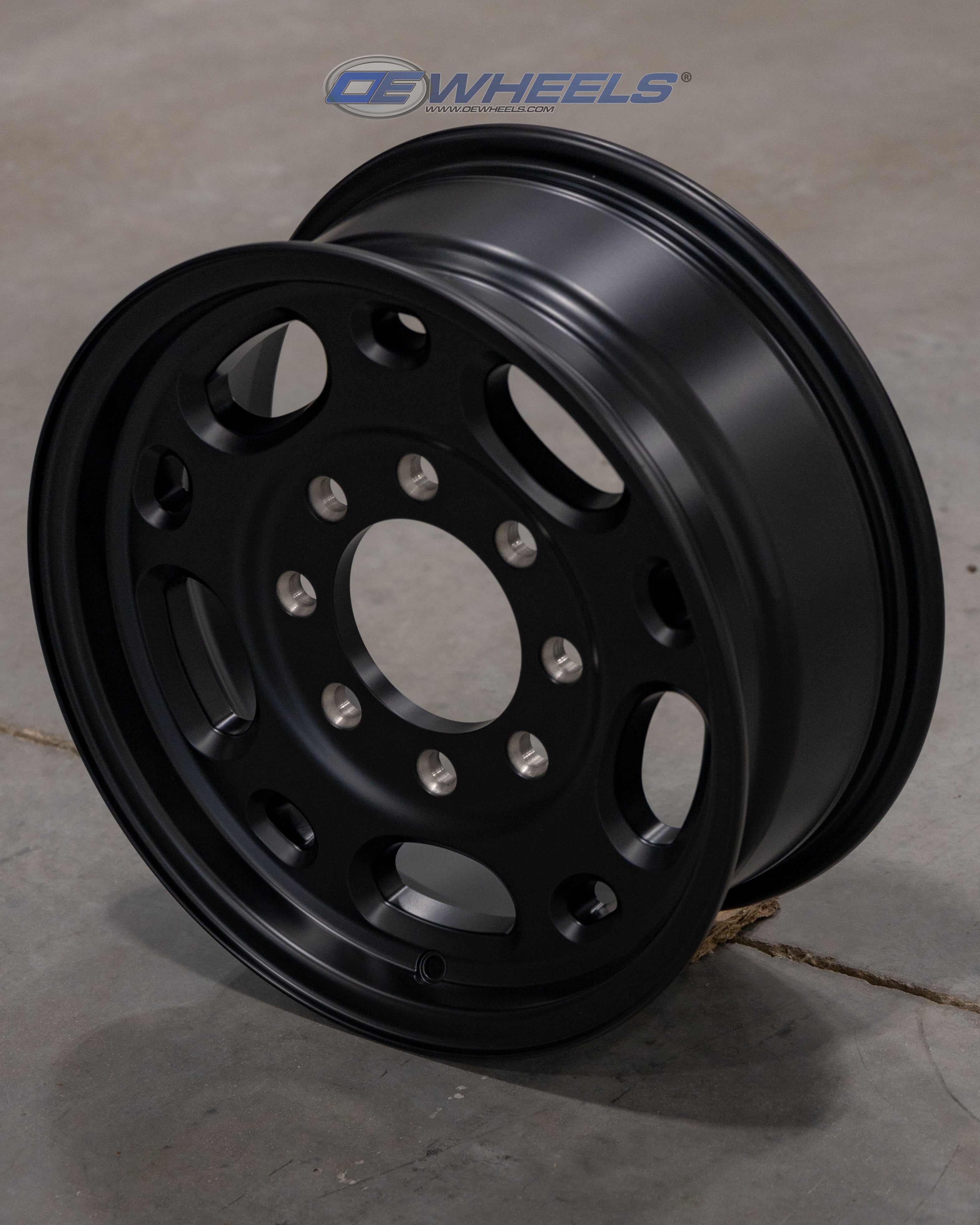OE Wheels CV82-16065-8650-28B1 16" Replica fits Chevrolet 8 Lug Suburban Black