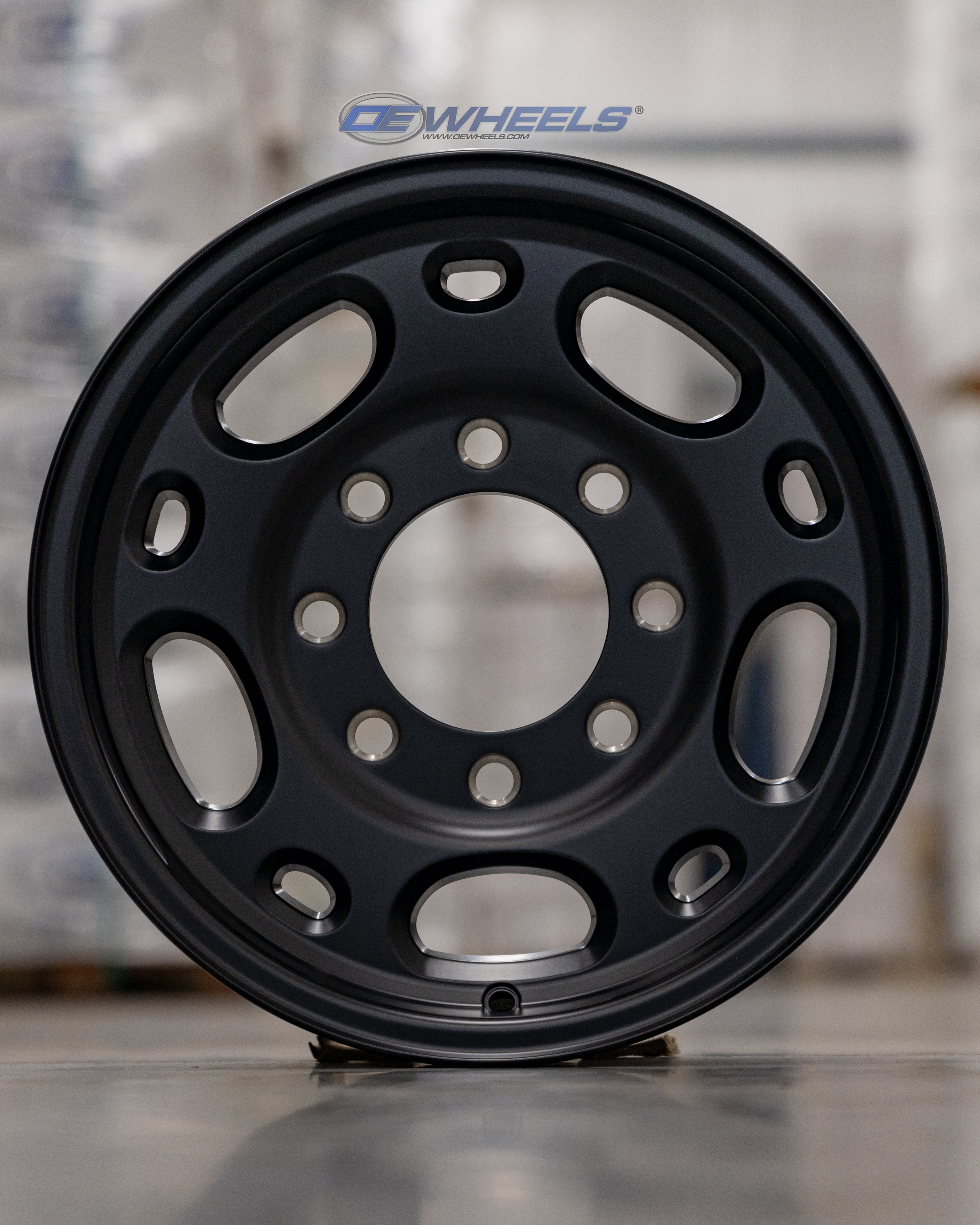 OE Wheels CV82-16065-8650-28B1 16" Replica fits Chevrolet 8 Lug Suburban Black