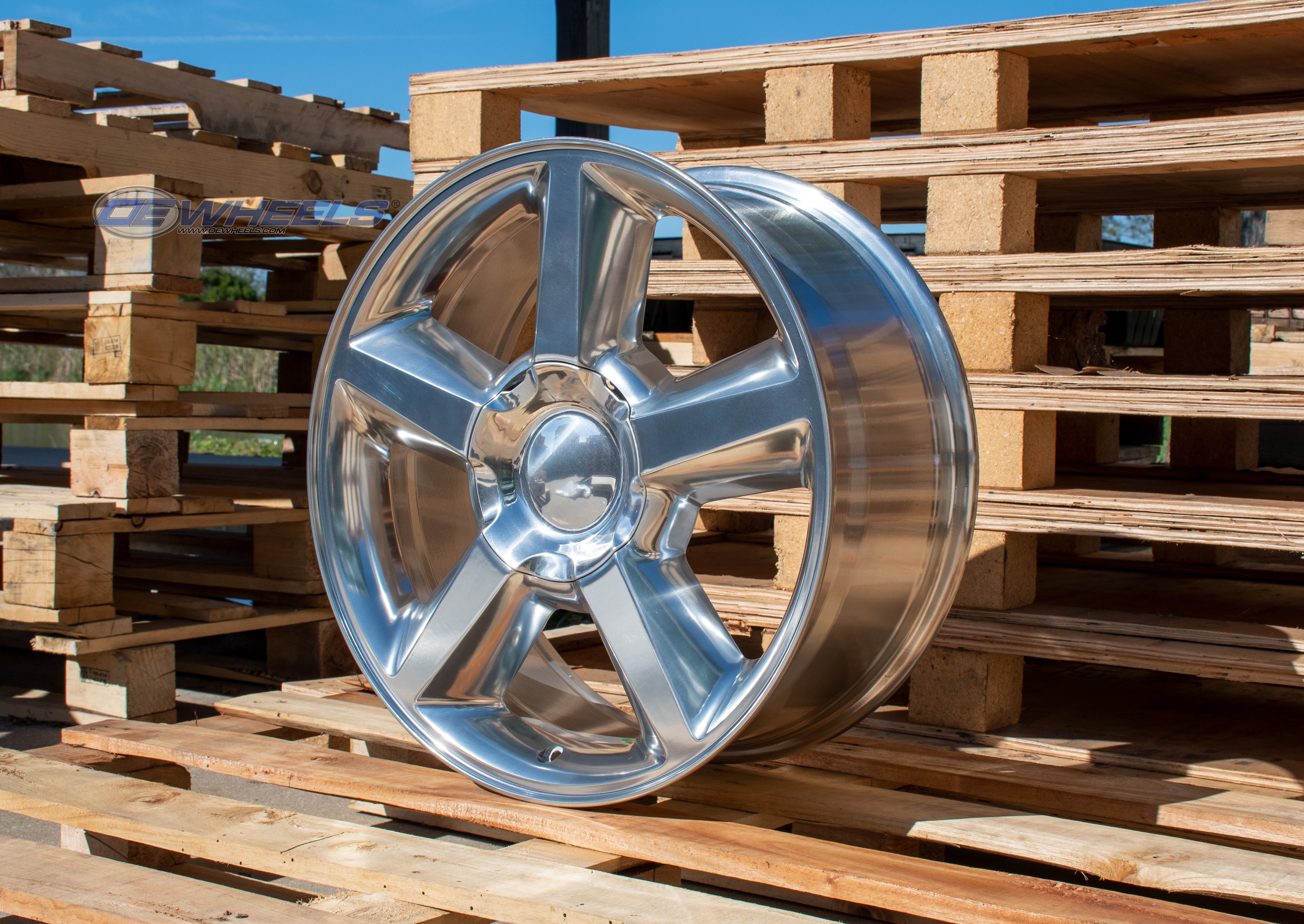 OE Wheels CV83-20085-6550-31P 20" Replica fits Chevrolet Tahoe 20x8.5 Polished