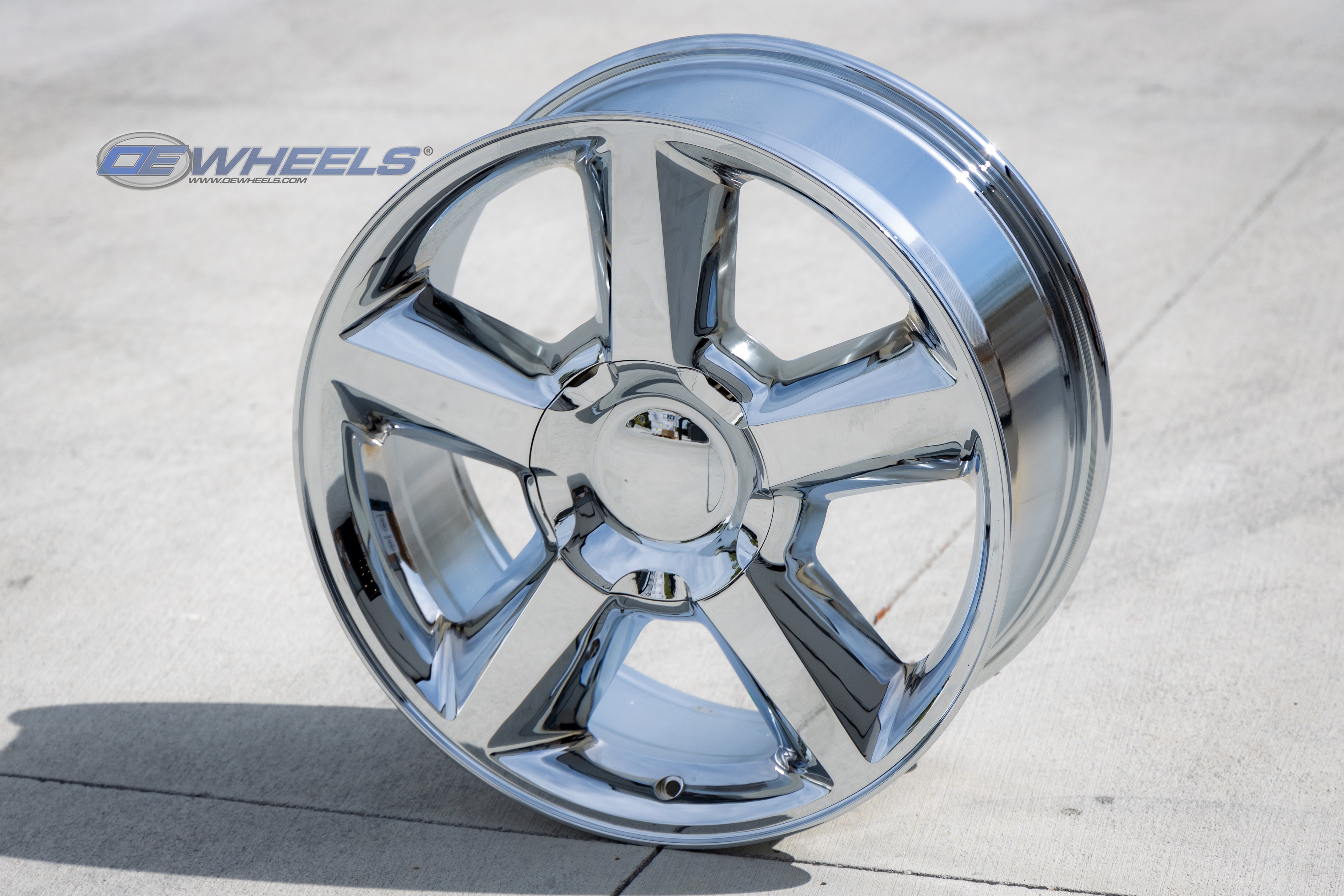 OE Wheels CV83-20085-6550-31C 20" Replica fits Chevrolet Tahoe 20x8.5 Chrome