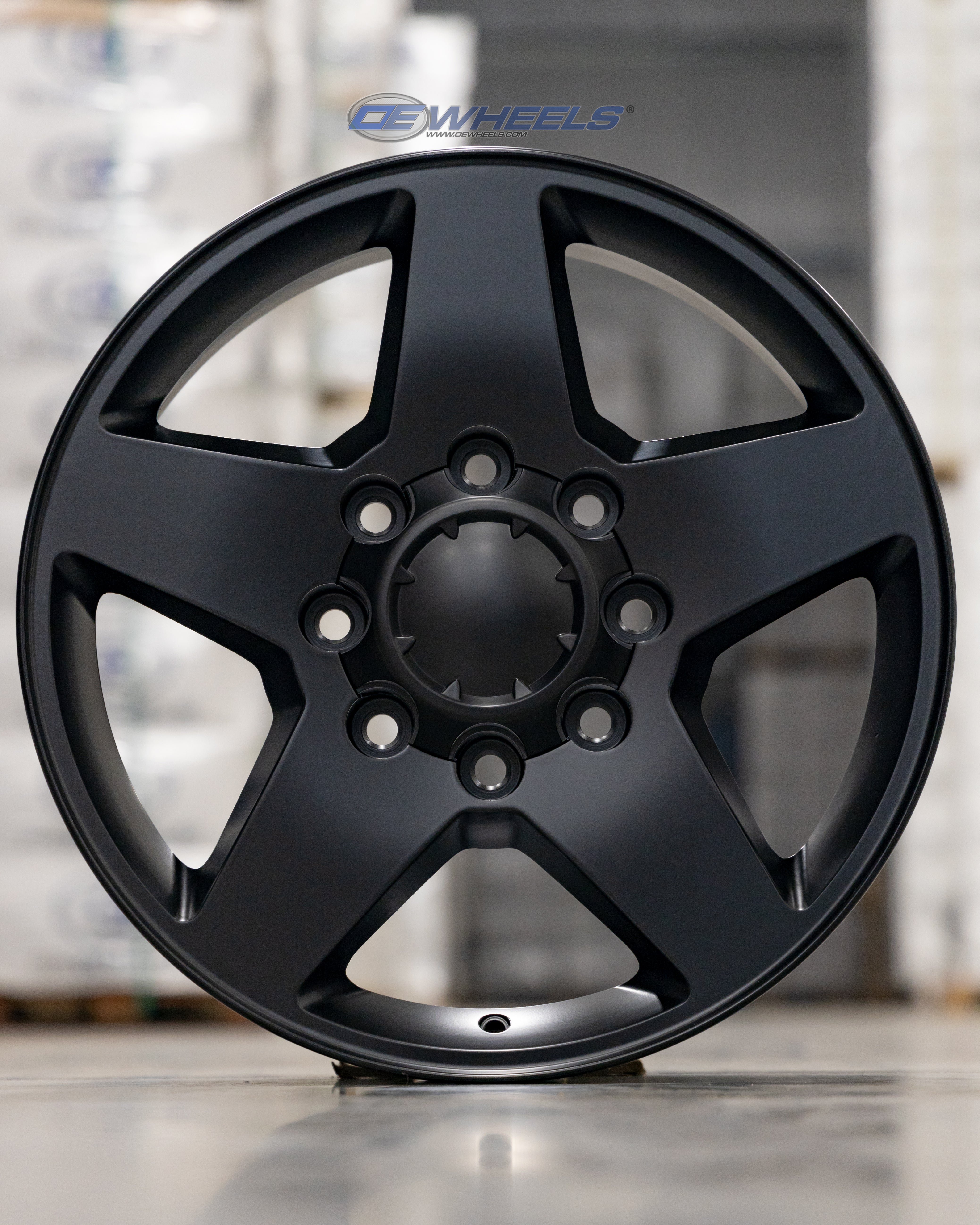 OE Wheels CV91B-20085-8180-44B1 20" Replica CV91B fits 8 Lug Chevrolet Black