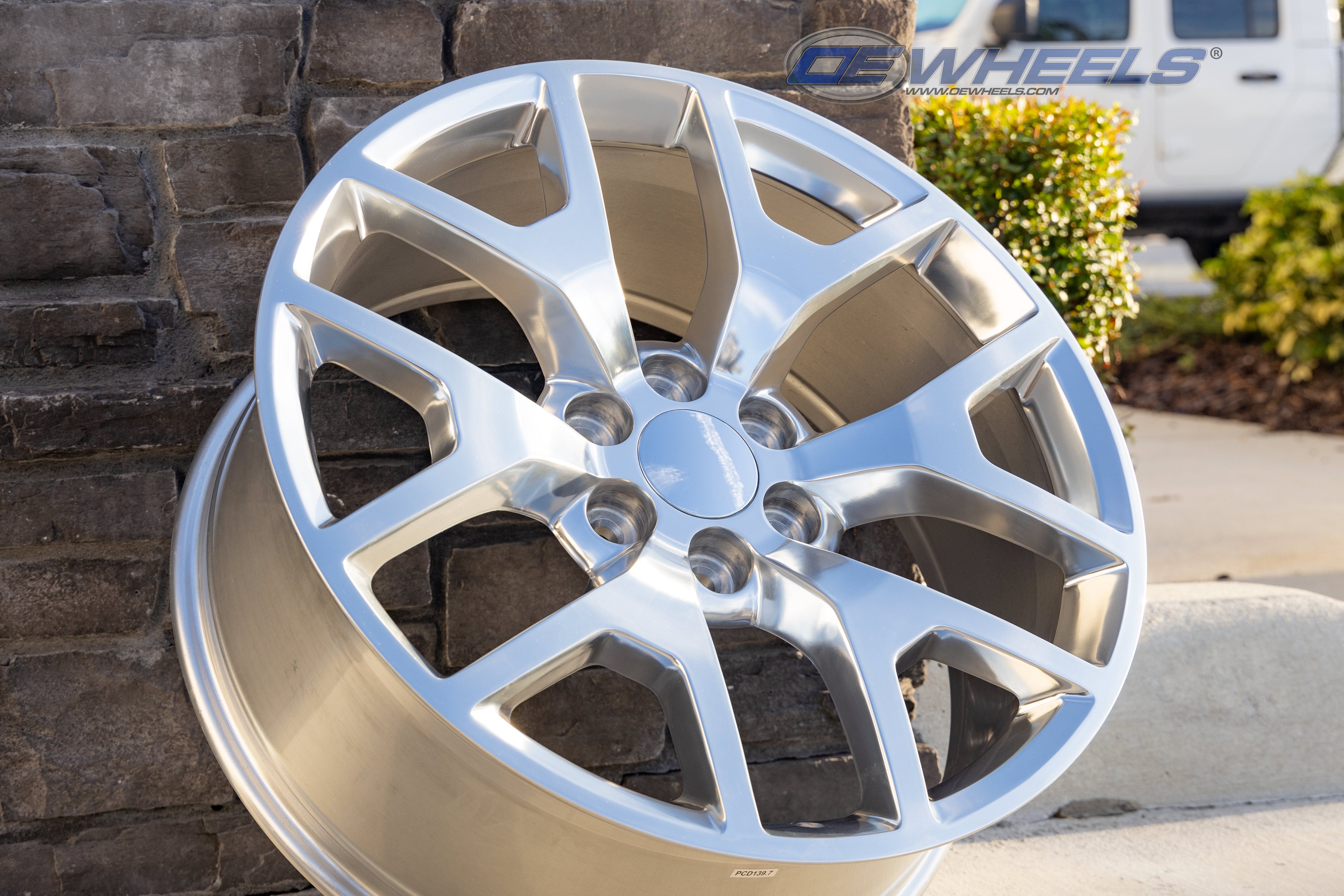OE Wheels CV92-20090-6550-27P 20" Replica CV92 fits GMC Sierra 20x9 Polished