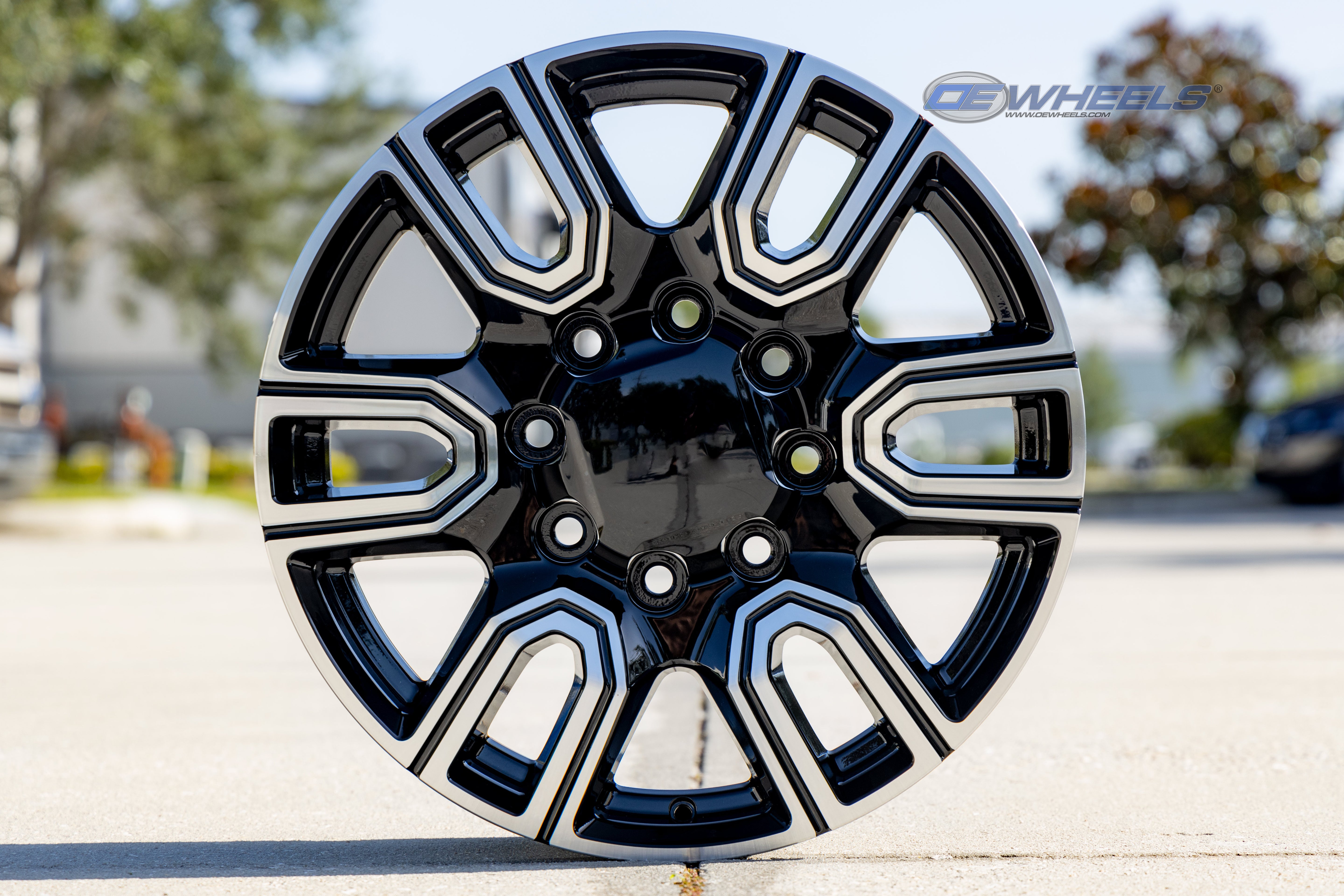 OE Wheels CV96B-20085-8180-47MB 20" Replica fits GMC Sierra 2500/3500 Black