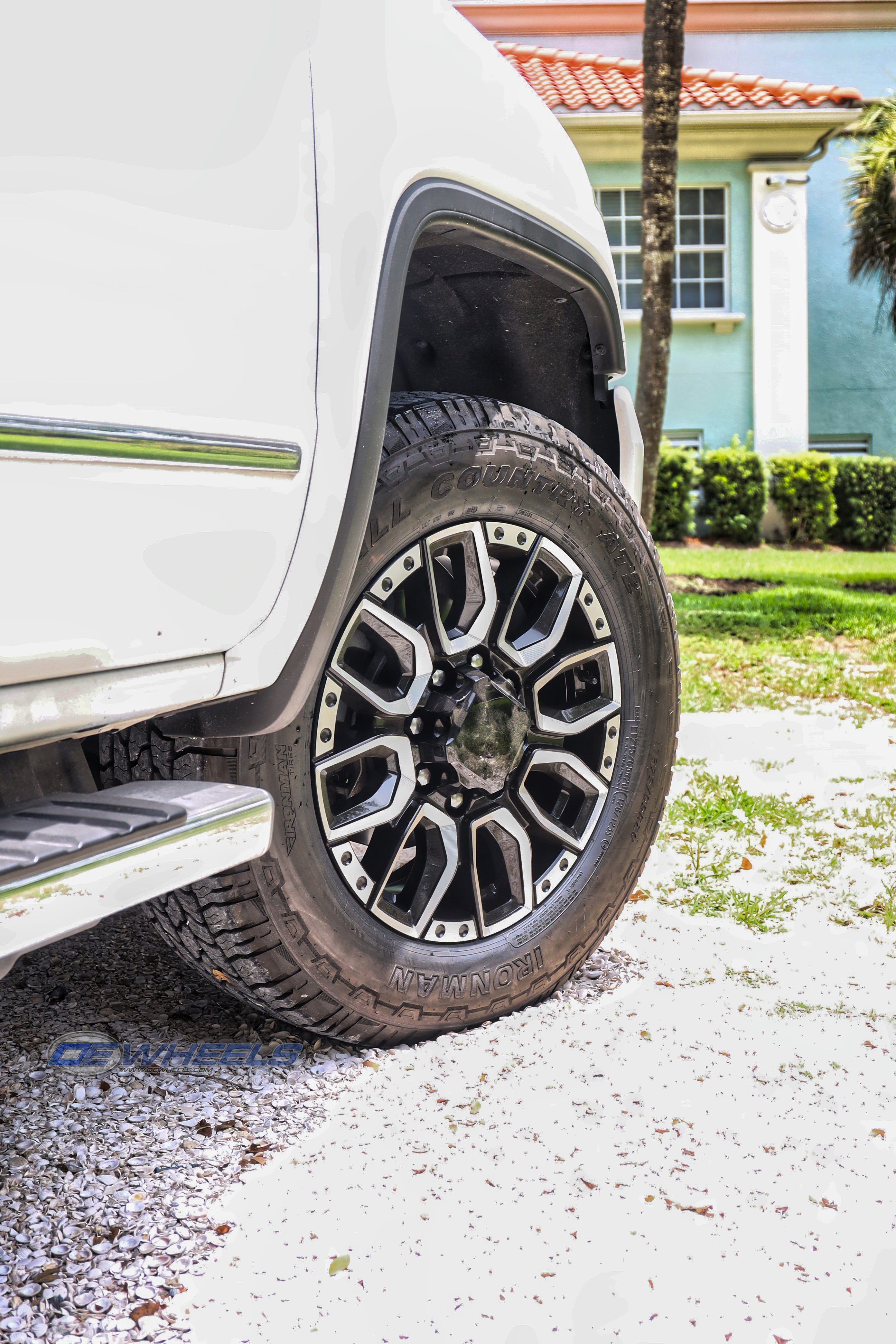 OE Wheels CV97A-20085-8650-12BM 20" Replica fits GMC Sierra 2500/3500 Black