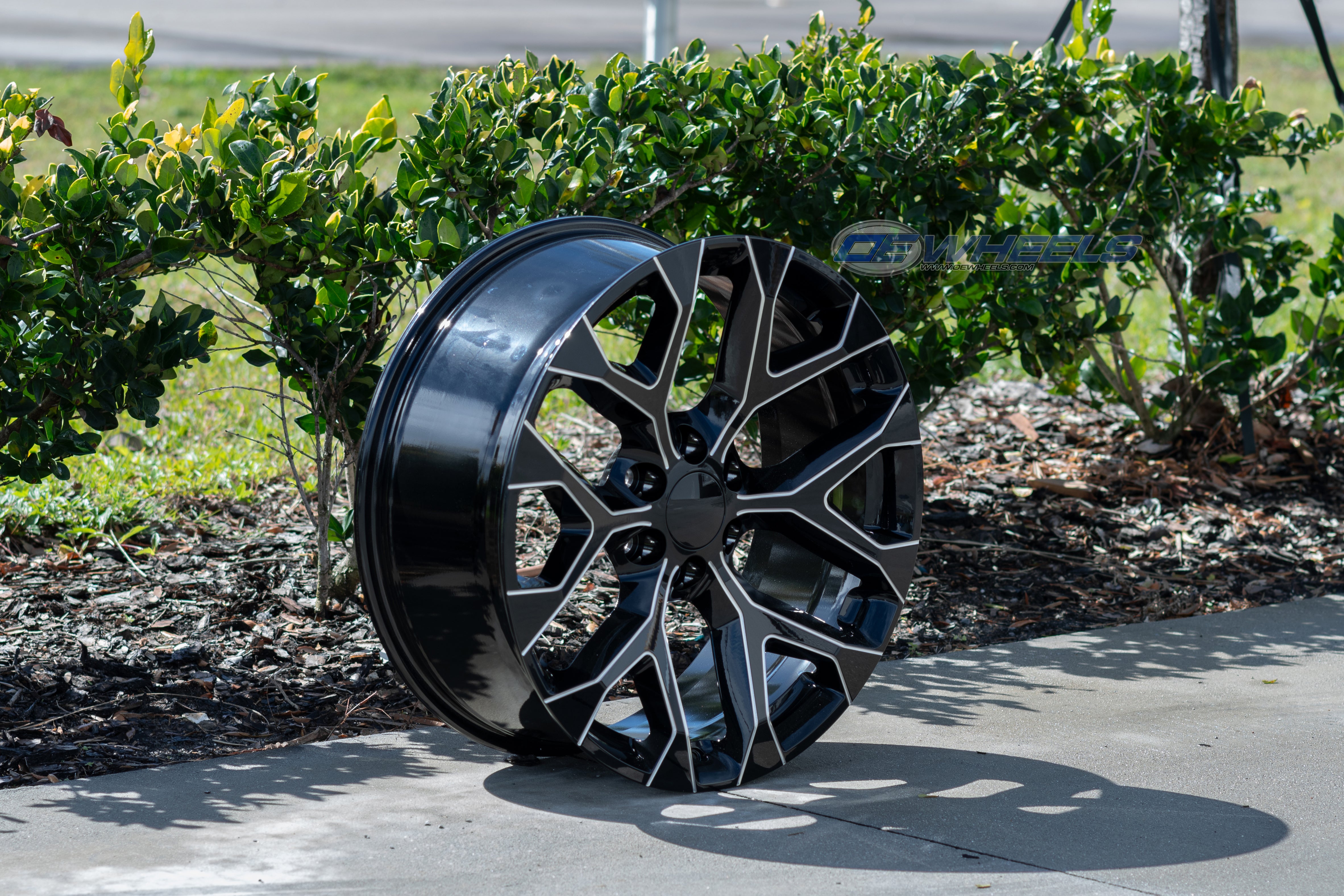 OE Wheels CV98B-22090-6550-24BM 22" Replica fits Chevy Silverado Black