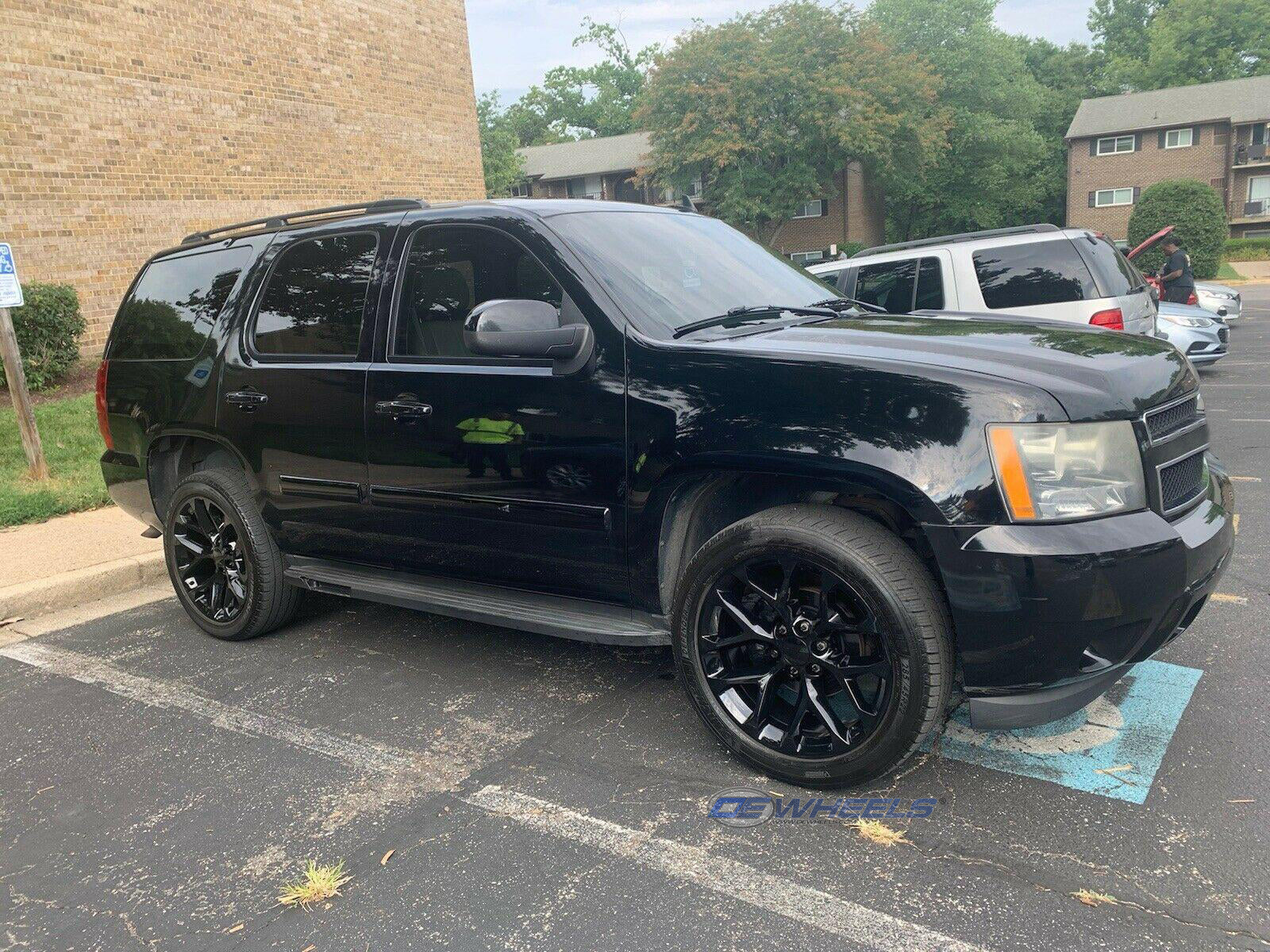 OE Wheels CV98B-22090-6550-24B 22" Replica fits Chevy Silverado Gloss Black