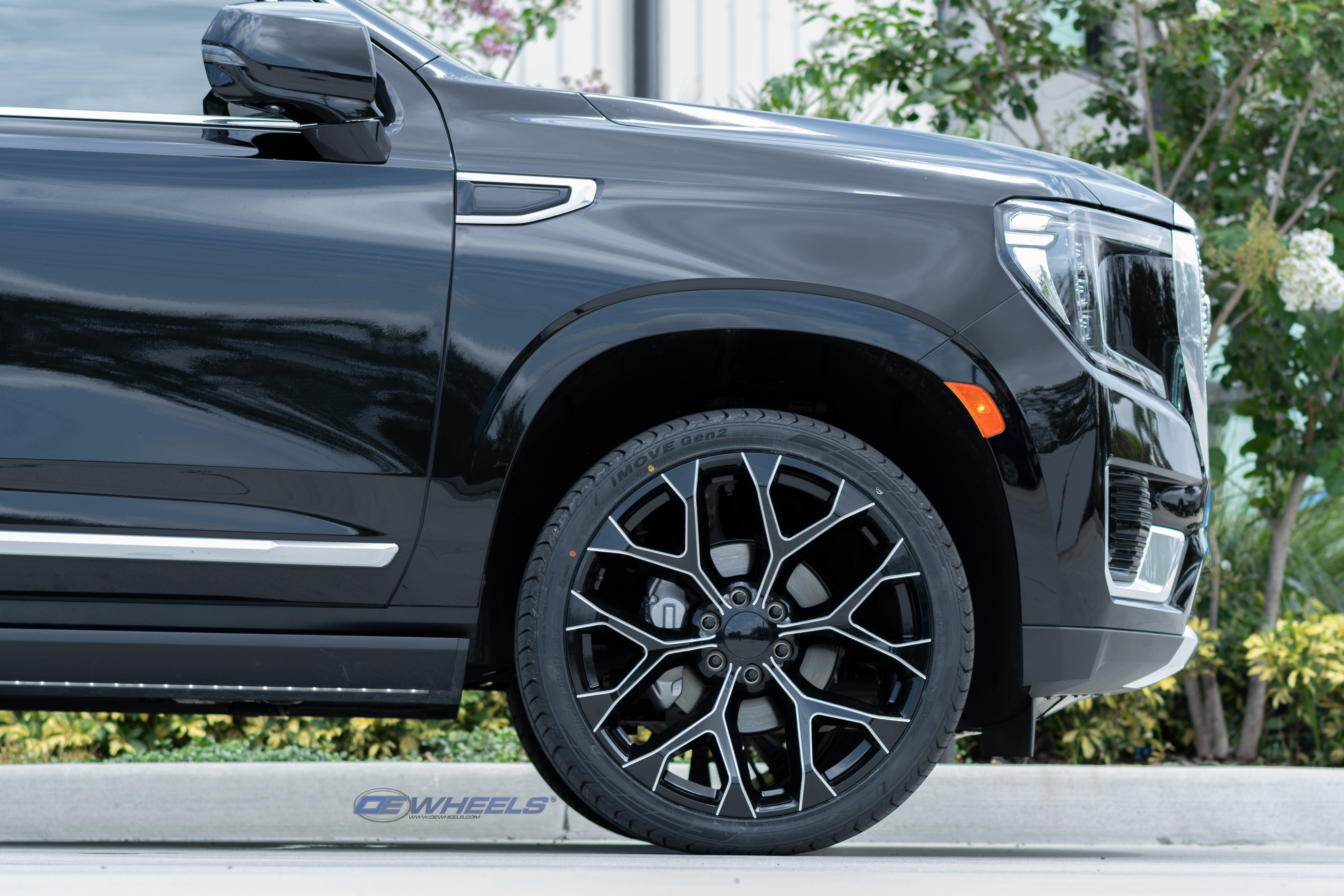OE Wheels CV98B-24100-6550-24BM 24" Replica fits Chevy Silverado Black Milled