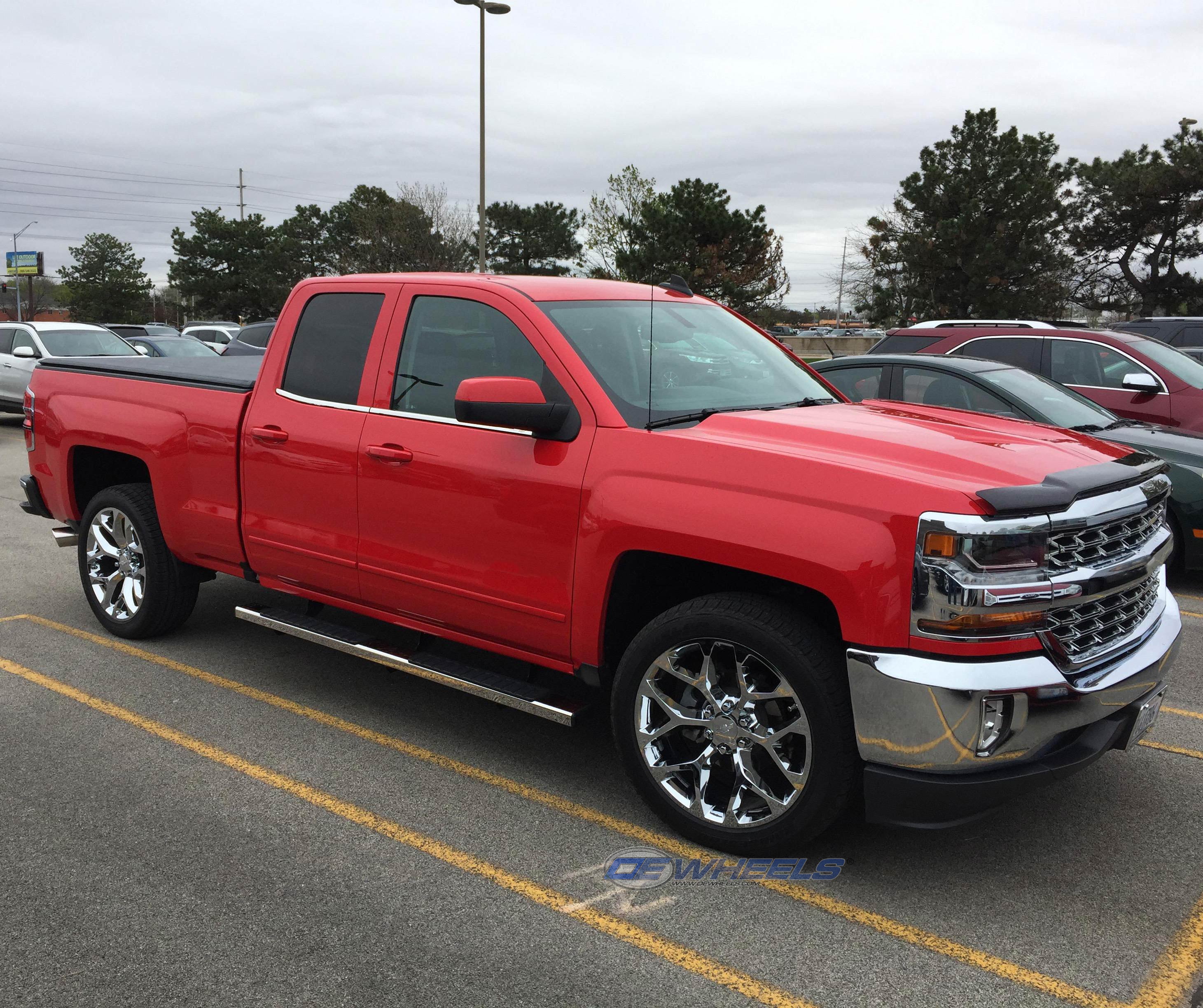 OE Wheels CV98C-22090-6550-28C 22" Replica fits Chevrolet Silverado 1500 Chrome