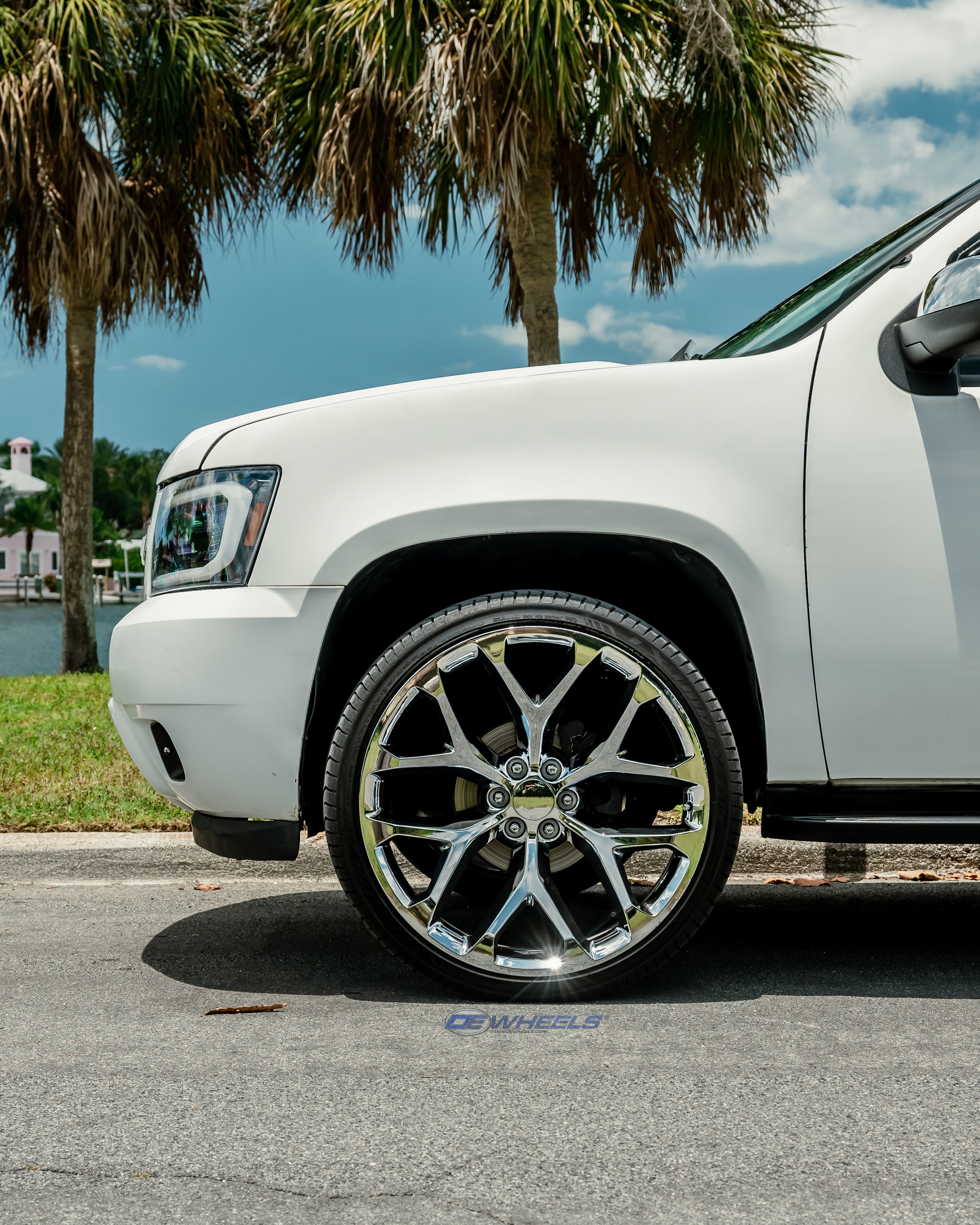 OE Wheels CV98B-26100-6550-24C 26" Replica CV98B fits Chevy Silverado Chrome