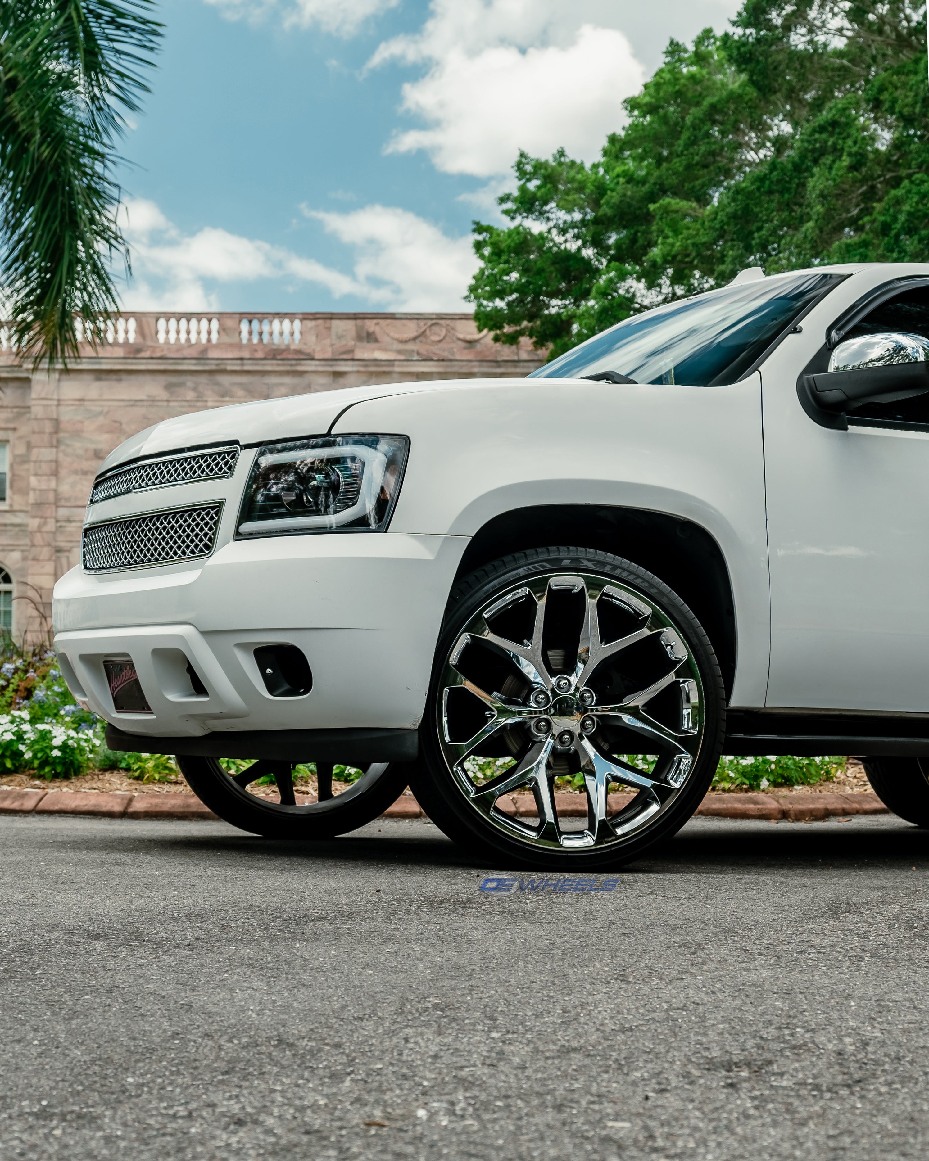 OE Wheels CV98B-26100-6550-24C 26" Replica CV98B fits Chevy Silverado Chrome