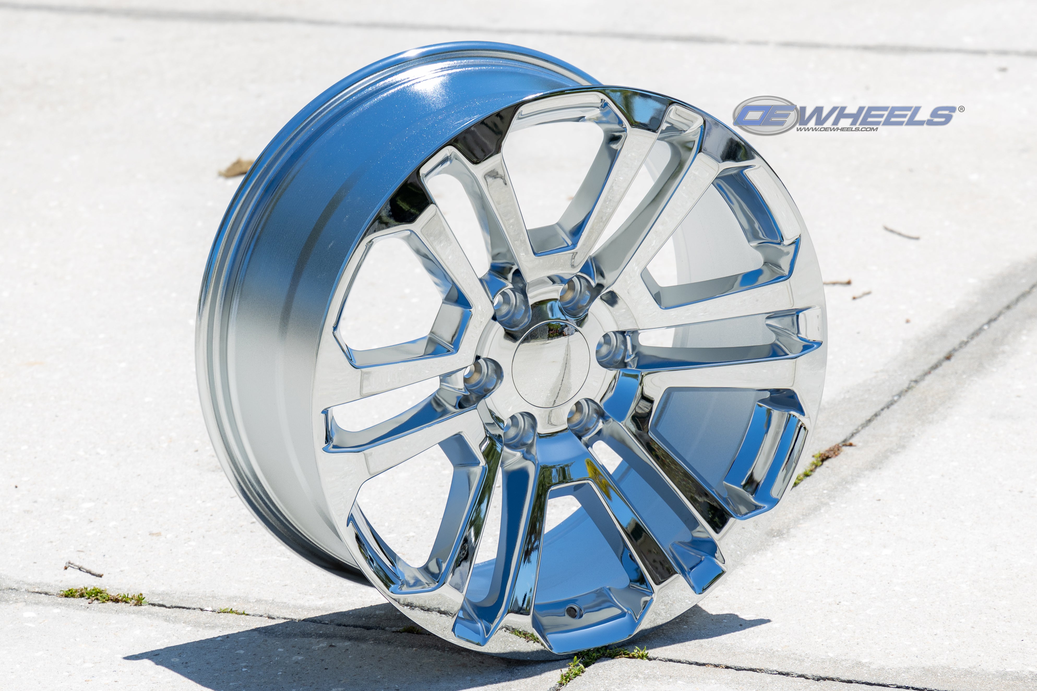 OE Wheels CV99-22090-6550-24C 22" Replica CV99 fits GMC Sierra 22x9 Chrome