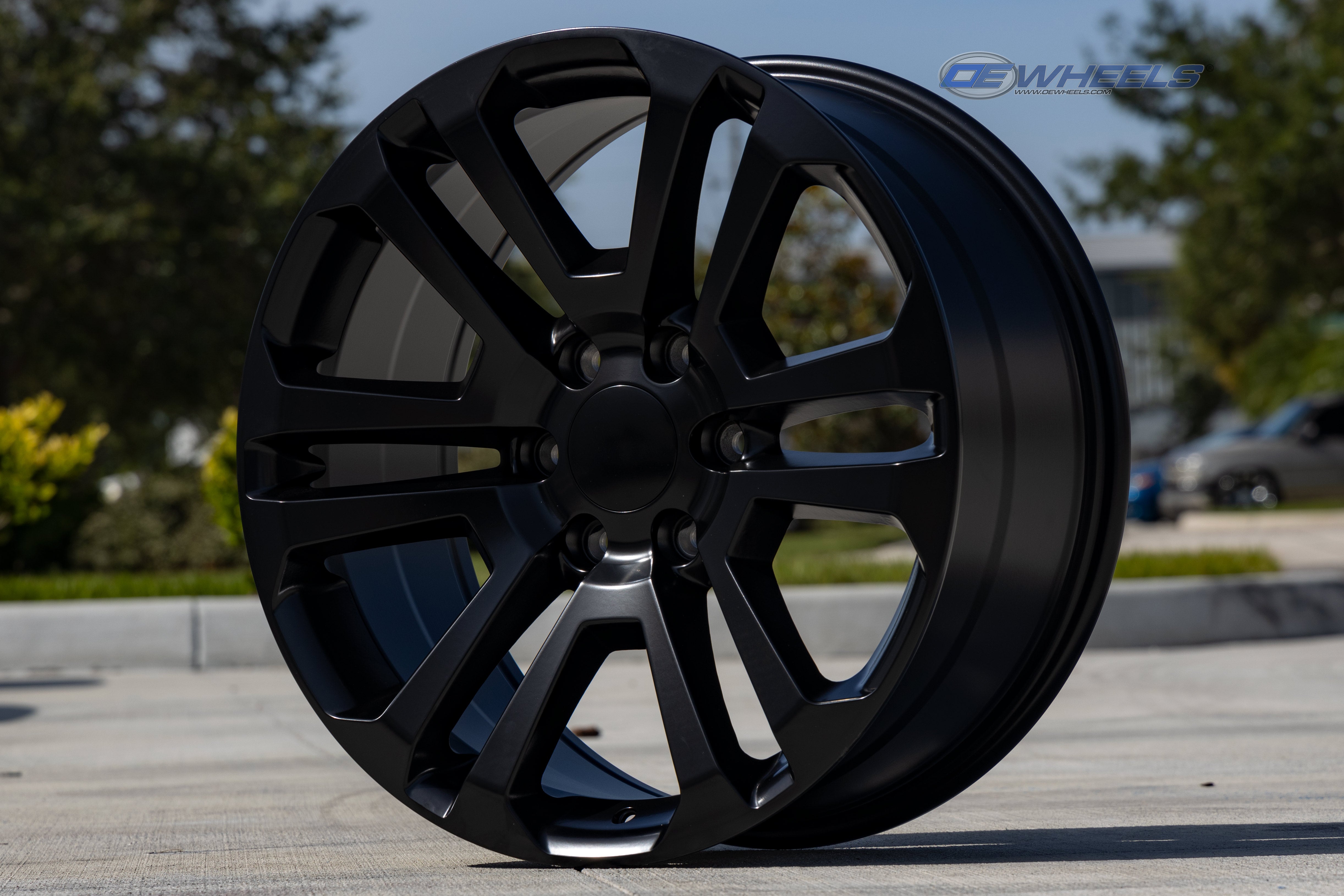 OE Wheels CV99-20090-6550-31B1 20" Replica CV99 fits GMC Sierra 20x9 Satin