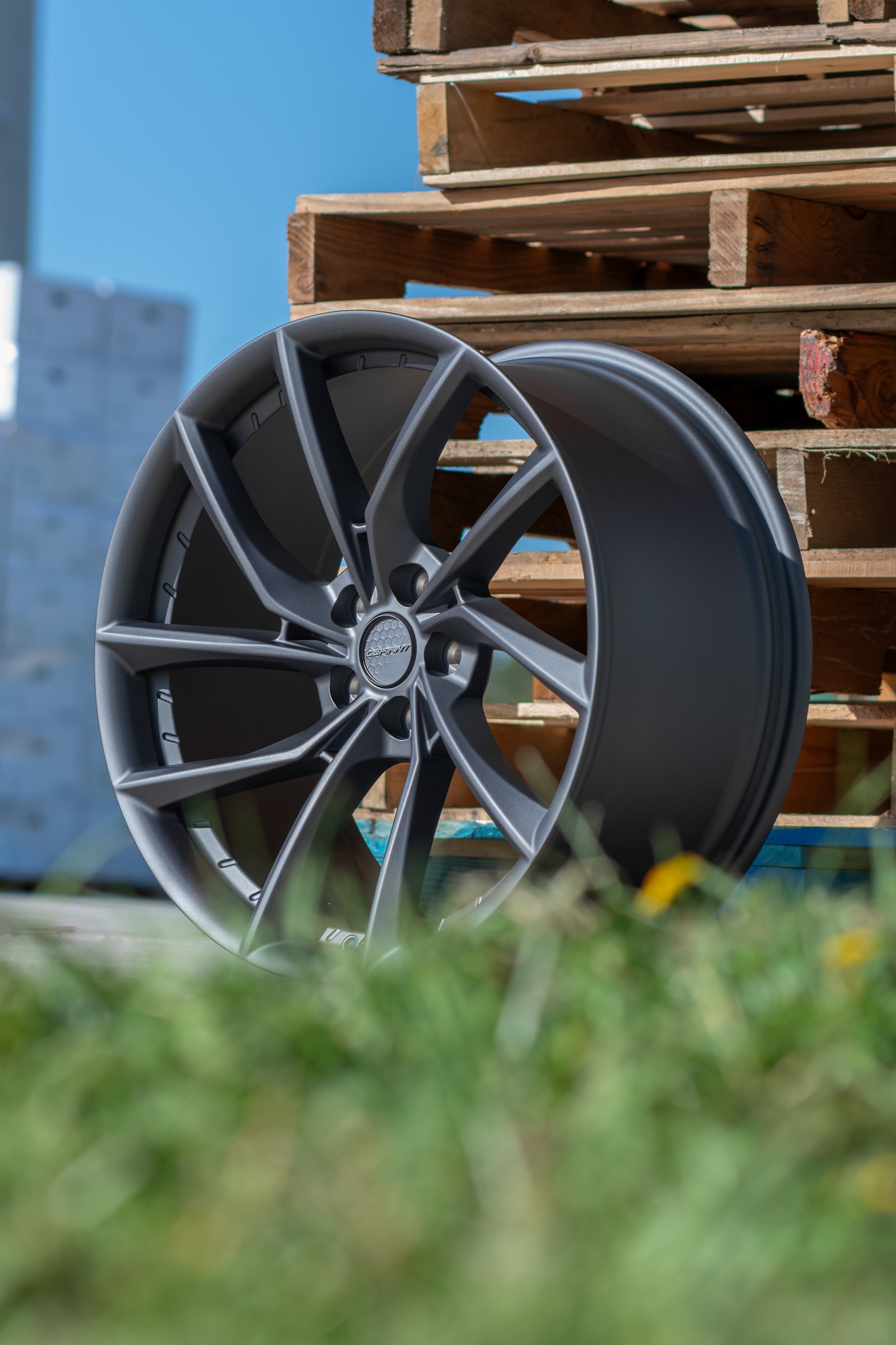 DEFIANT DF06-20100-5120-35G1 20x10 5x120mm +35et in Dark Satin Charcoal