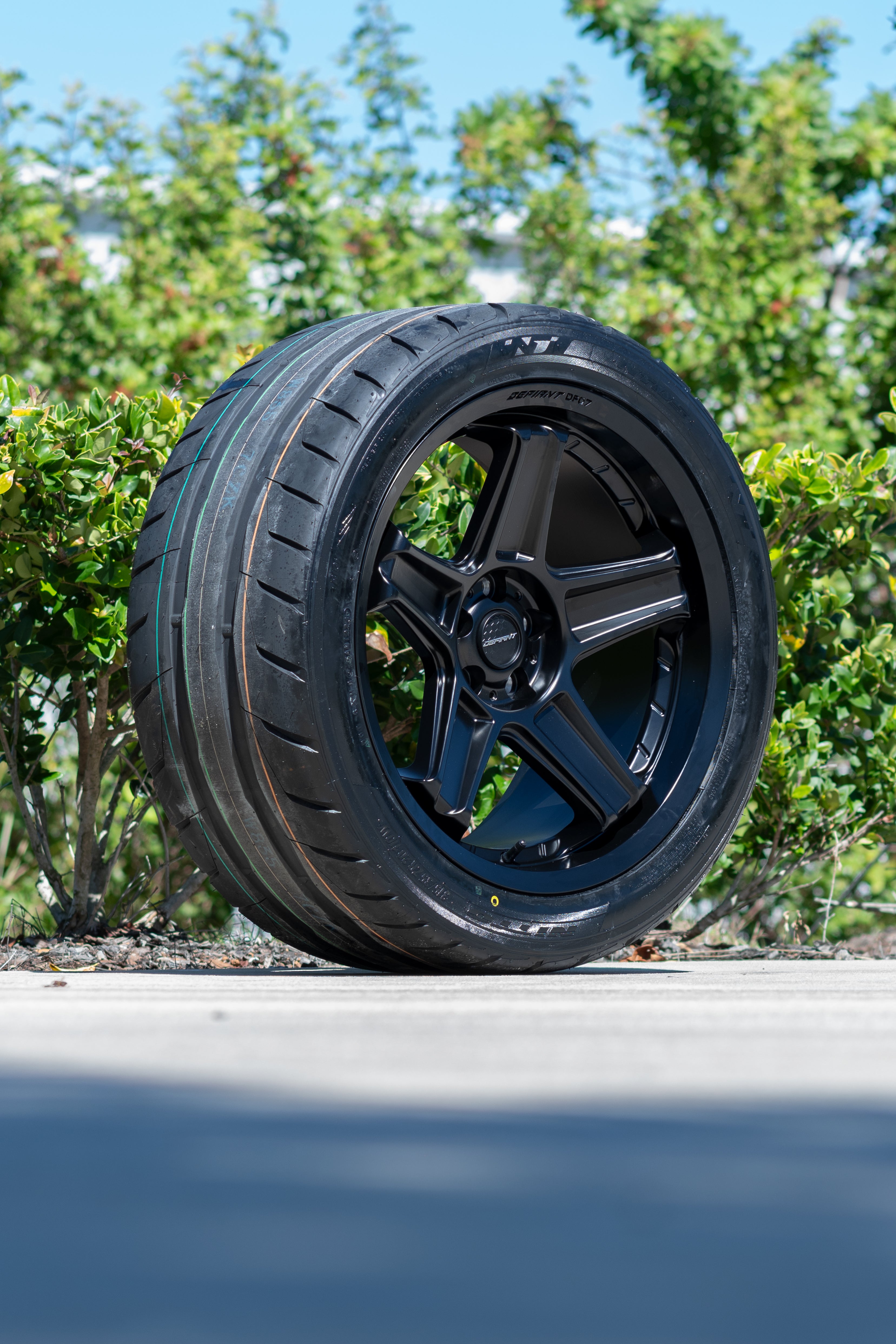 DEFIANT DF07-20105-5115-26B1 20x10.5 5x115mm +26et in Satin Black