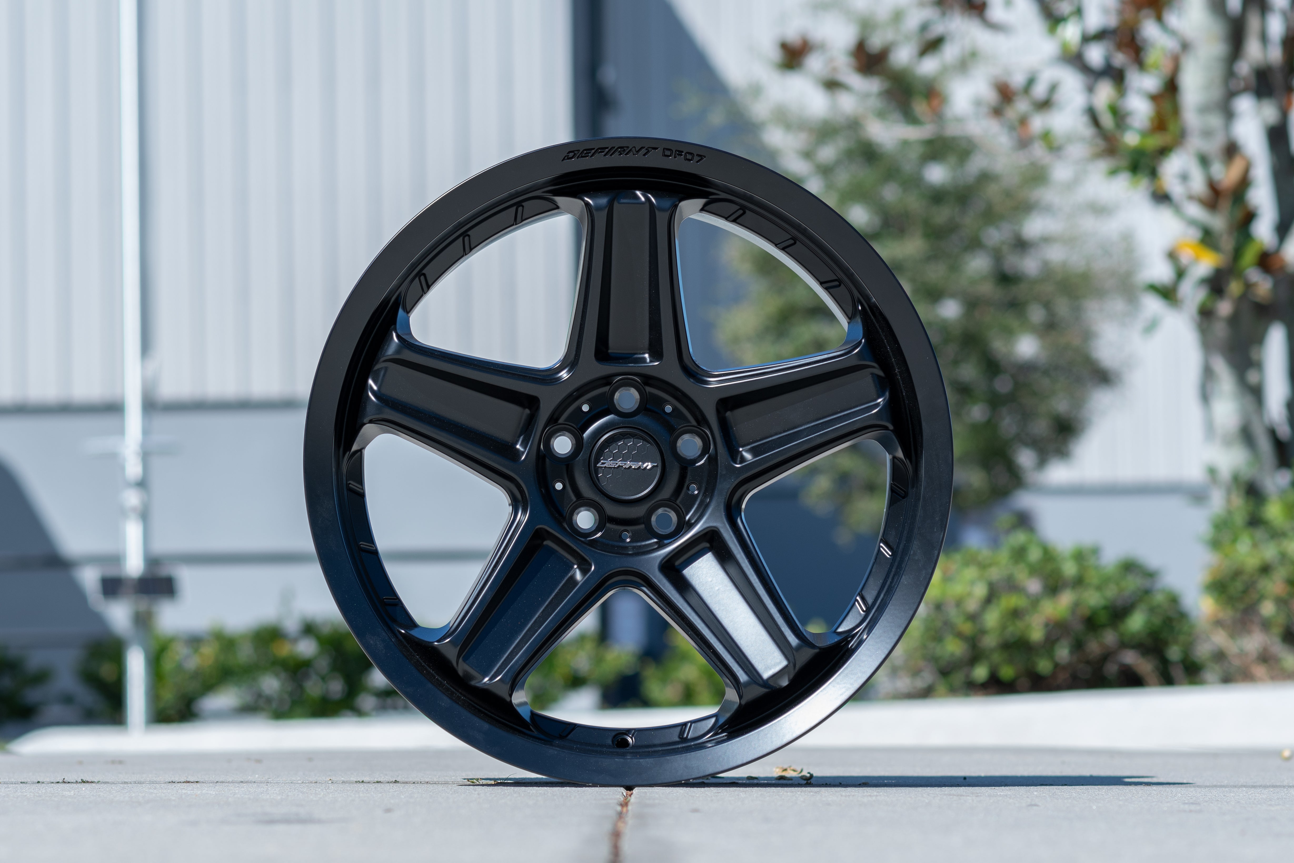 DEFIANT DF07-22100-6550-12B1 22x10 6x5.5" -12et in Satin Black