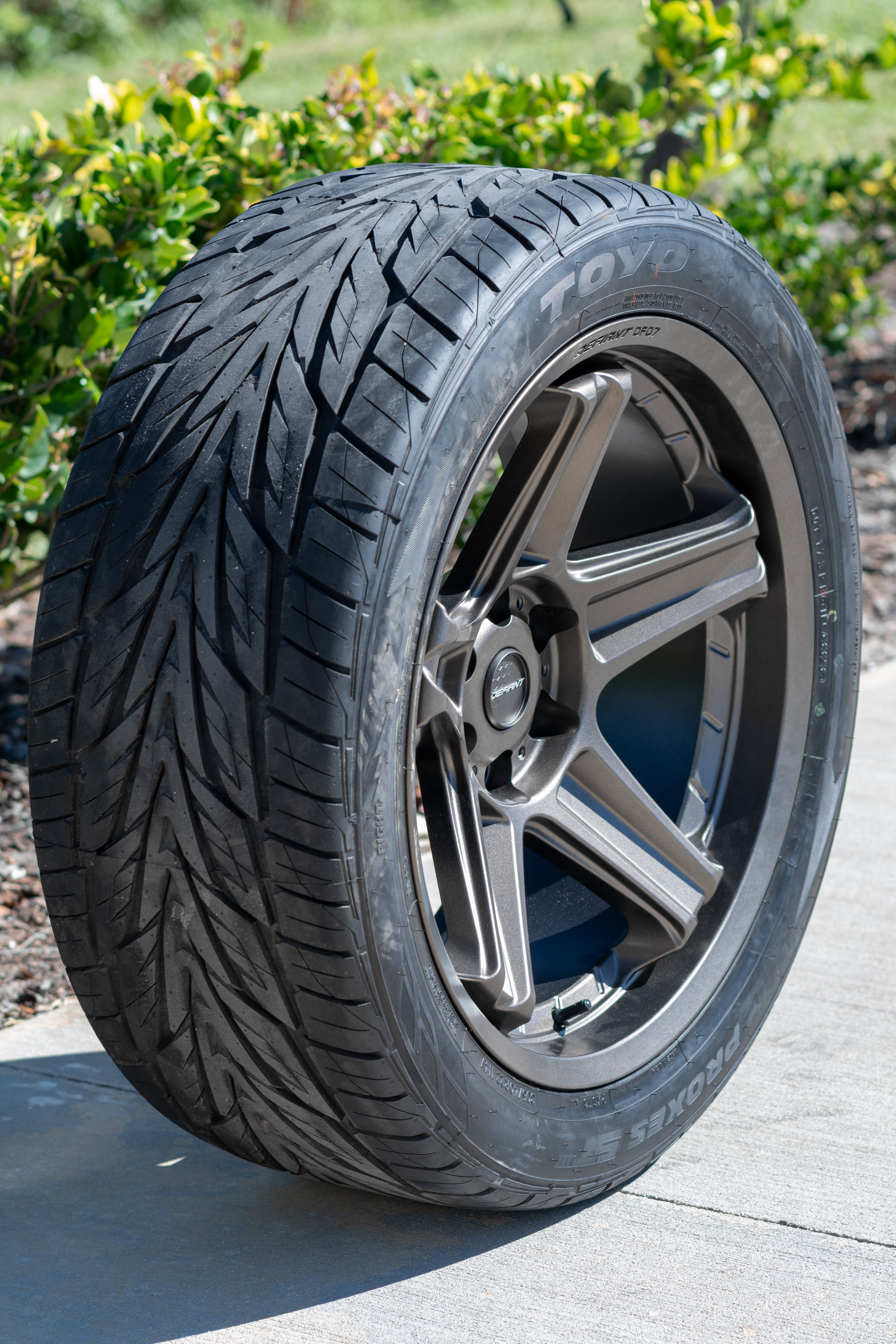 DEFIANT DF07-22100-6550-12BR 22x10 6x5.5" -12et in Bronze