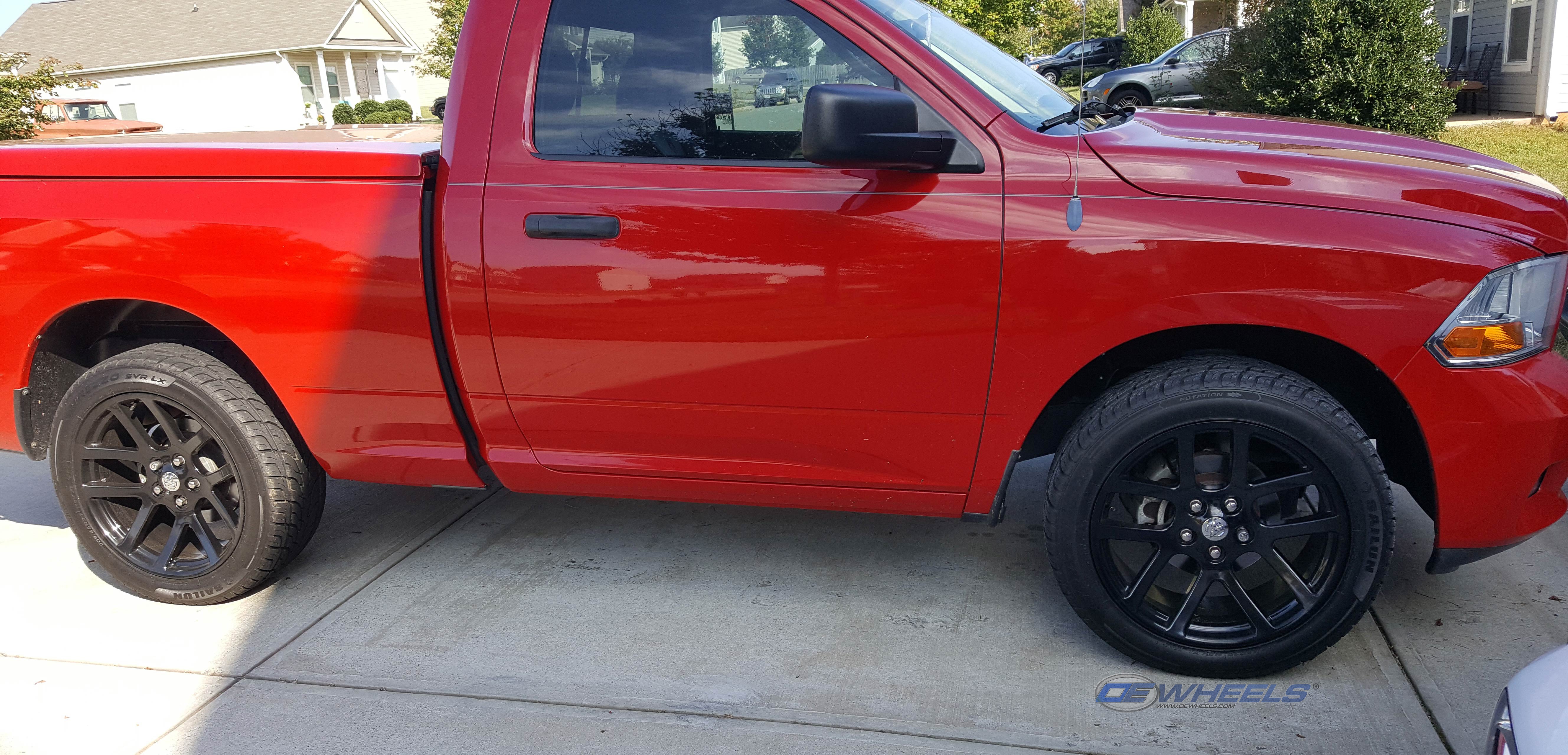OE Wheels DG51-22100-5550-25B 22" Replica DG51 fits Dodge RAM 22x10 Black