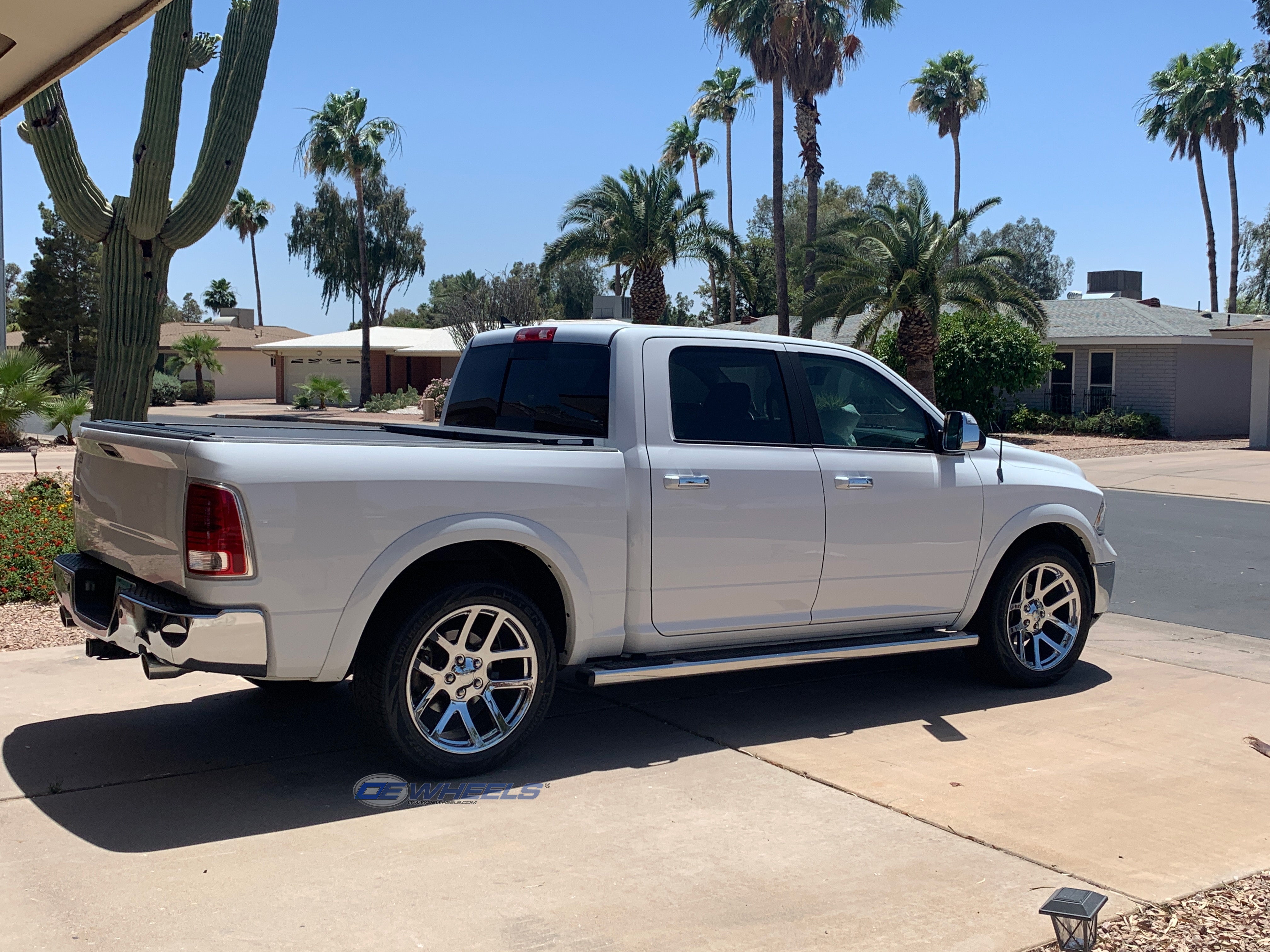 OE Wheels DG51-22100-5550-25C 22" Replica DG51 fits Dodge RAM 22x10 Chrome