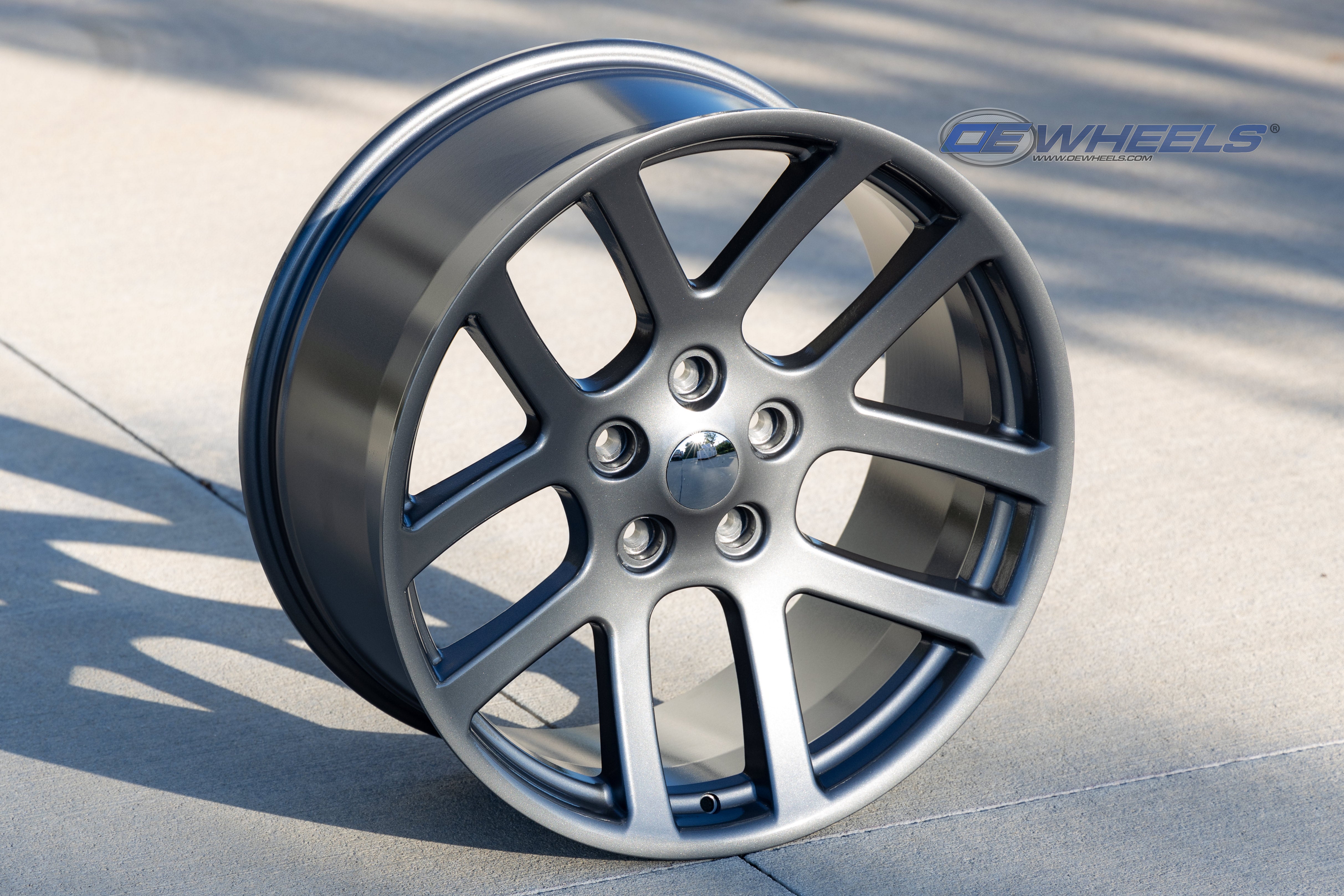 OE Wheels DG51-22100-5550-25G 22" Replica DG51 fits Dodge RAM 22x10 Gunmetal