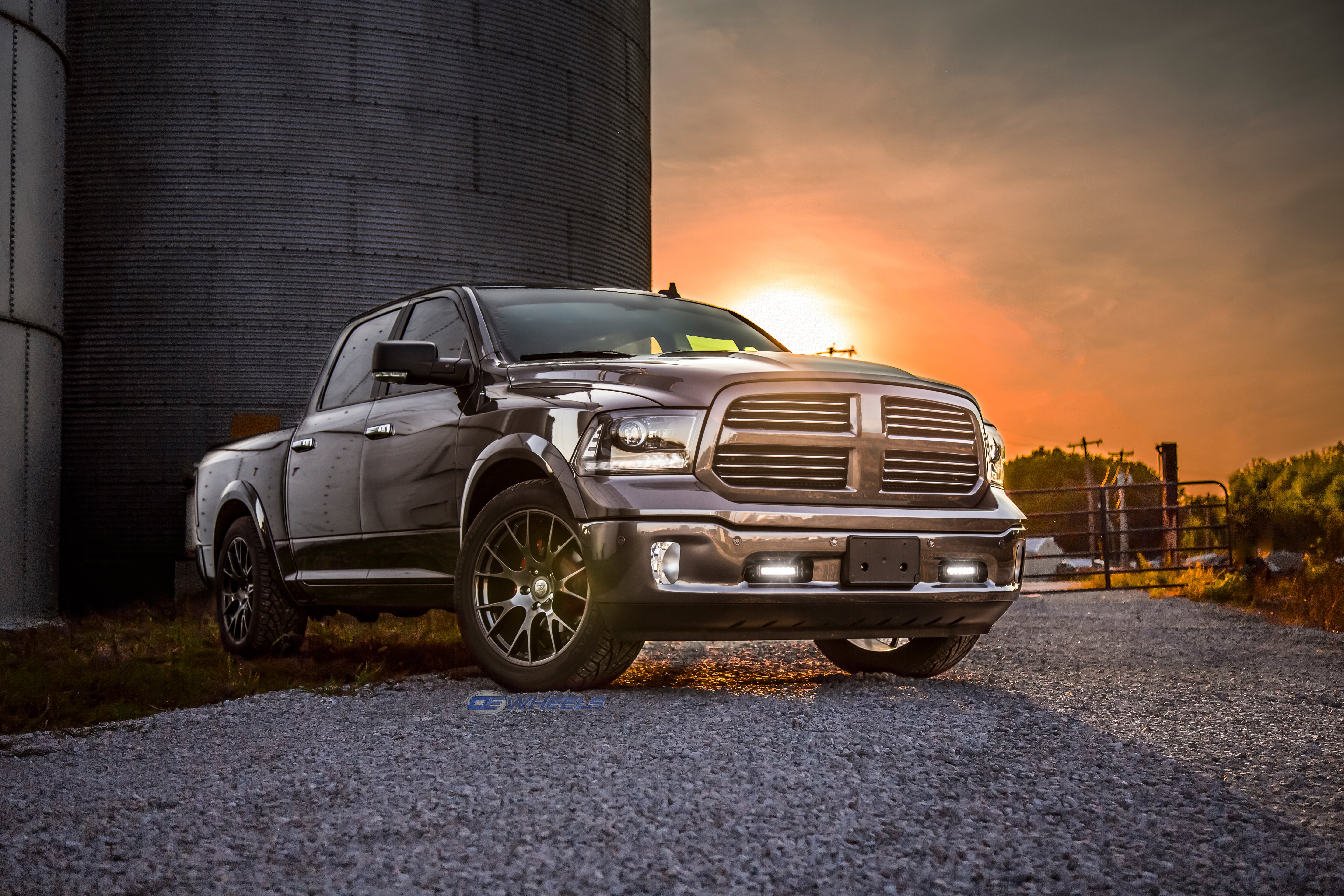 OE Wheels DG69-22100-5550-25HB 22" Replica fits Dodge RAM Hellcat 22x10 Hyper